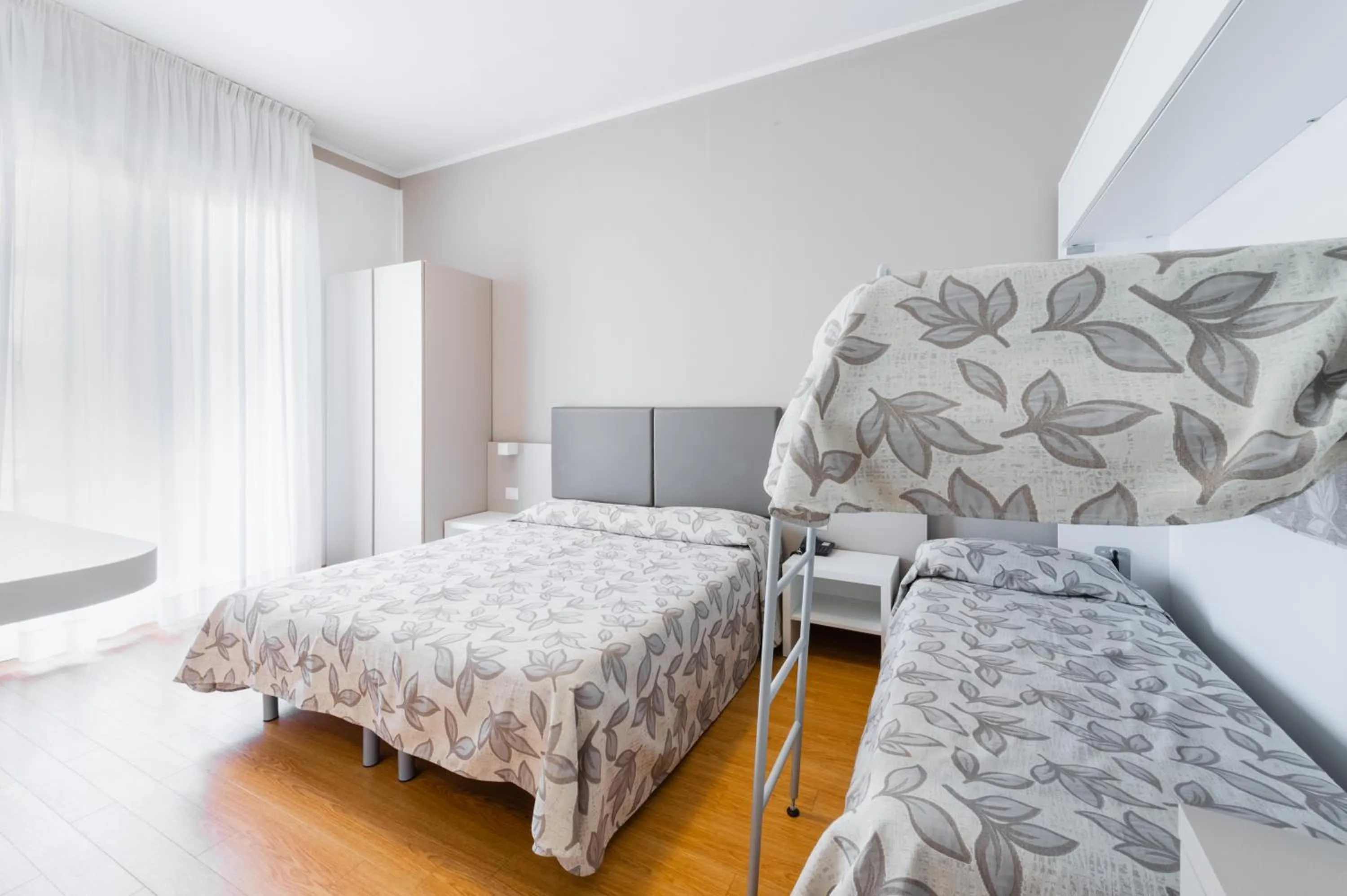 Bed in Hotel Del Corso