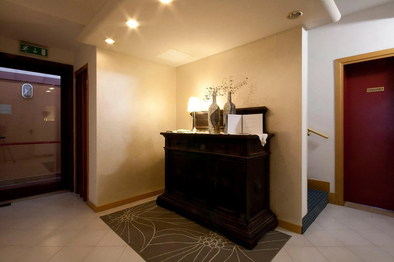 Decorative detail in Hotel Del Corso