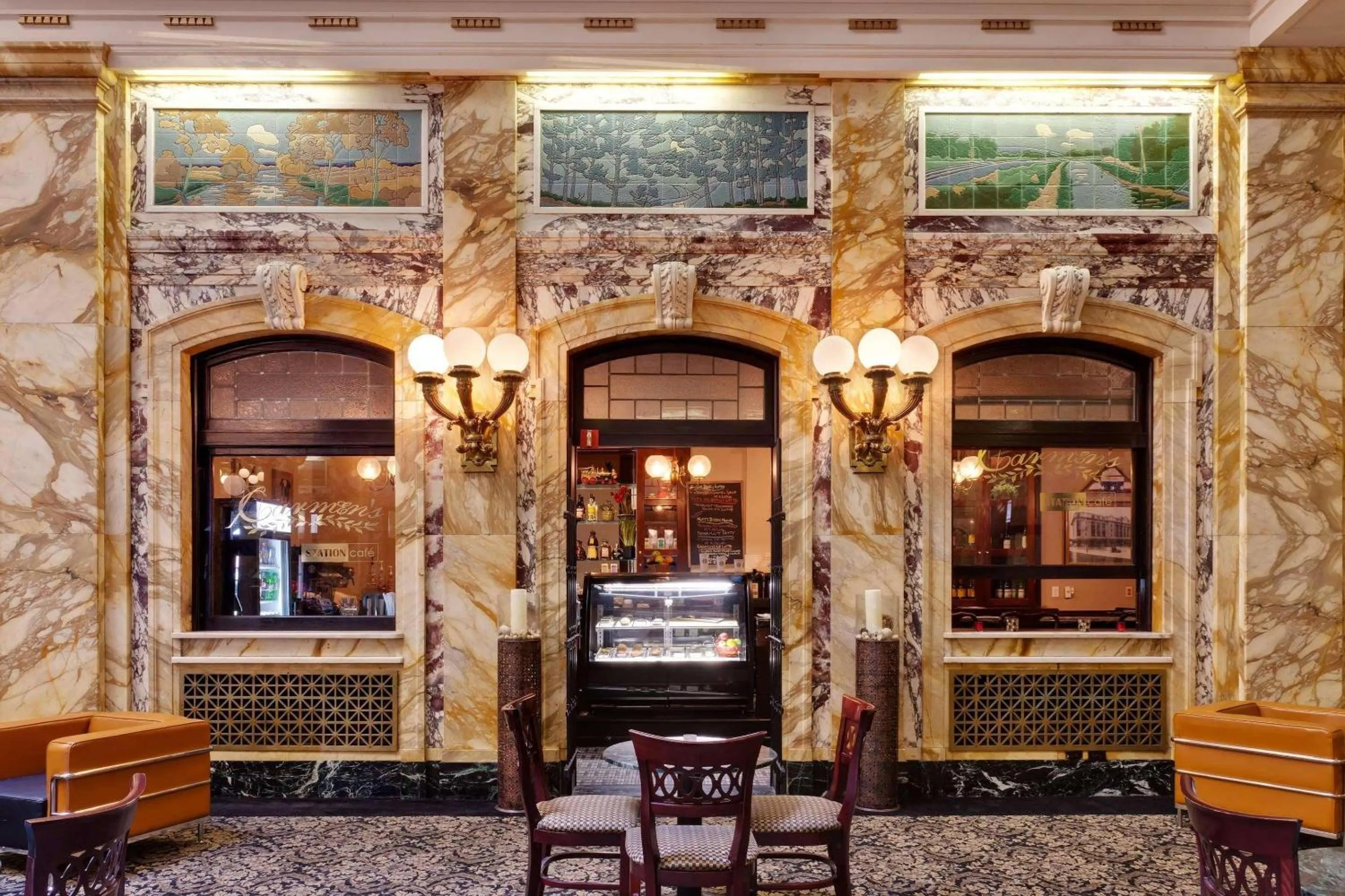 Restaurant/places to eat in Radisson Lackawanna Station Hotel Scranton