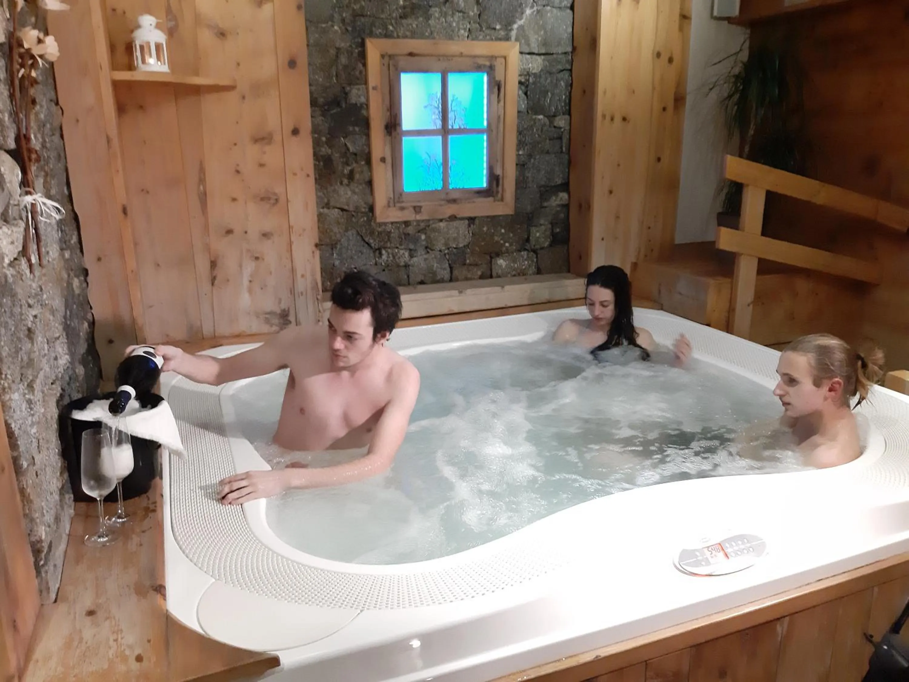 Hot Tub in Residence Mirage