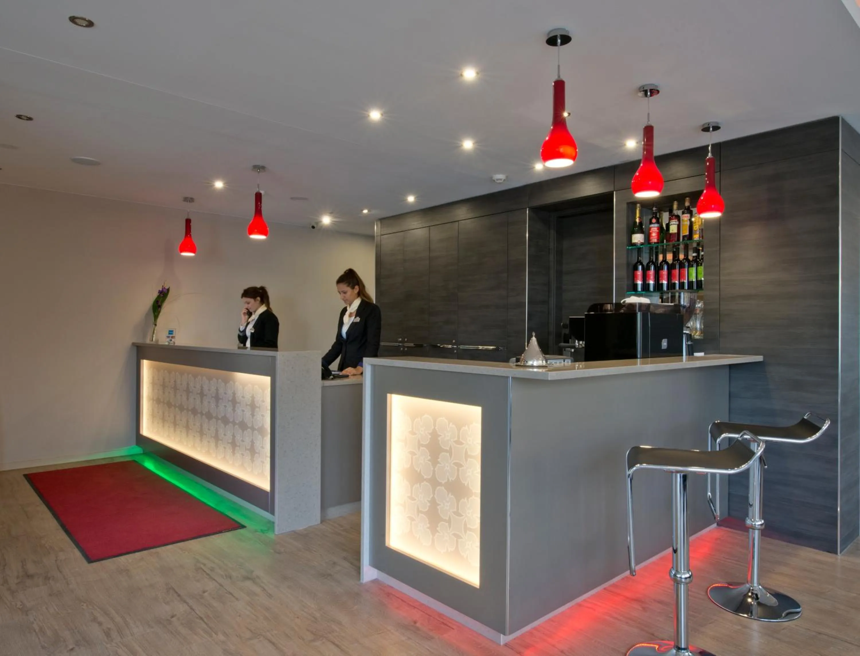 Lounge or bar in Hotel Vier Jahreszeiten Berlin City