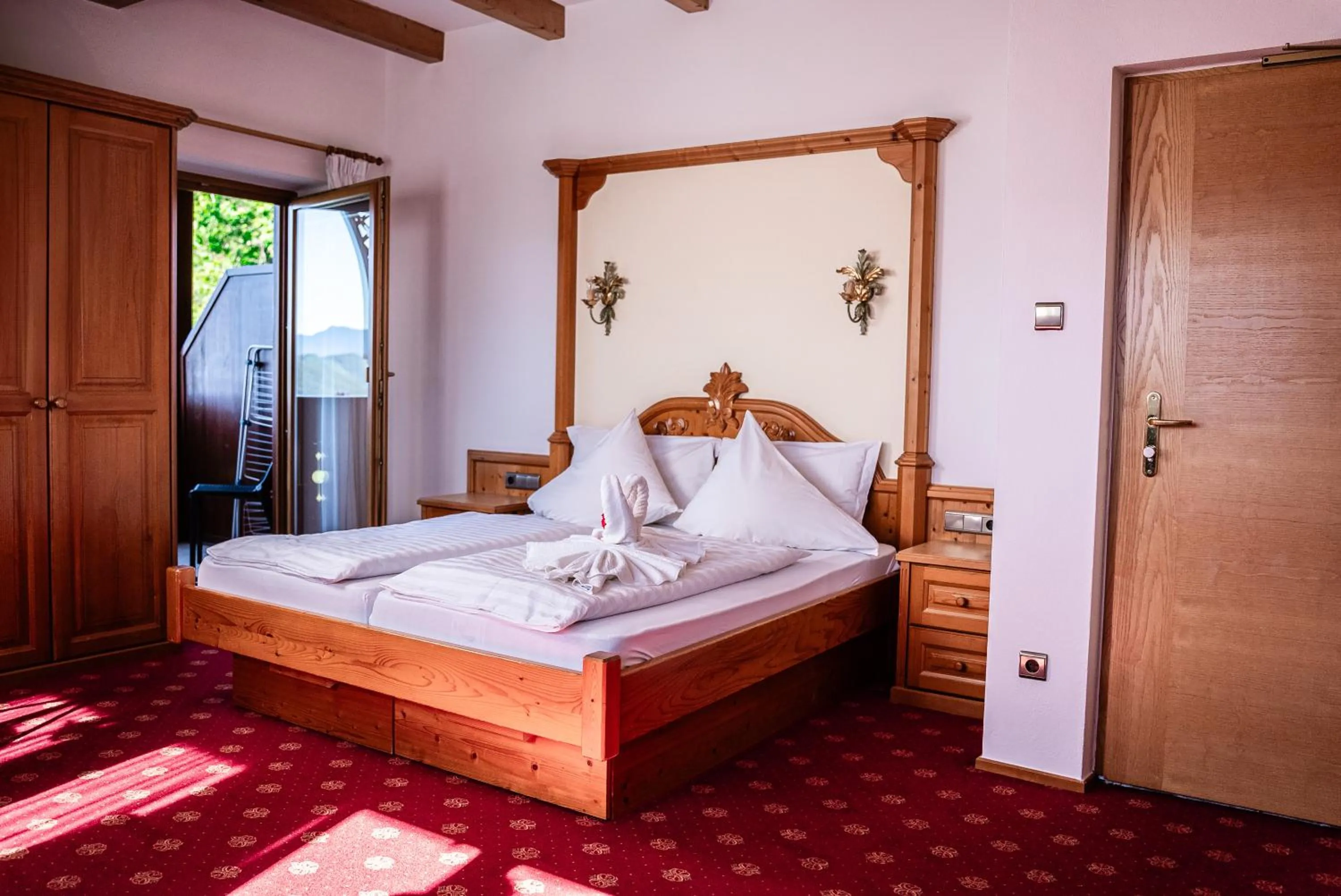 Bed in Hotel Tannhof