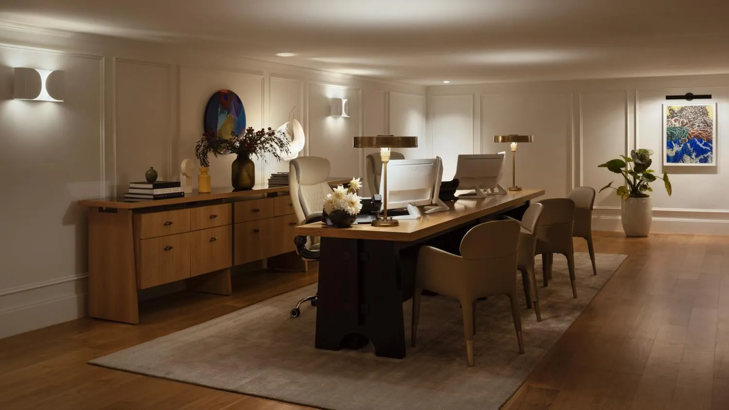 concierge in L'Ermitage Beverly Hills