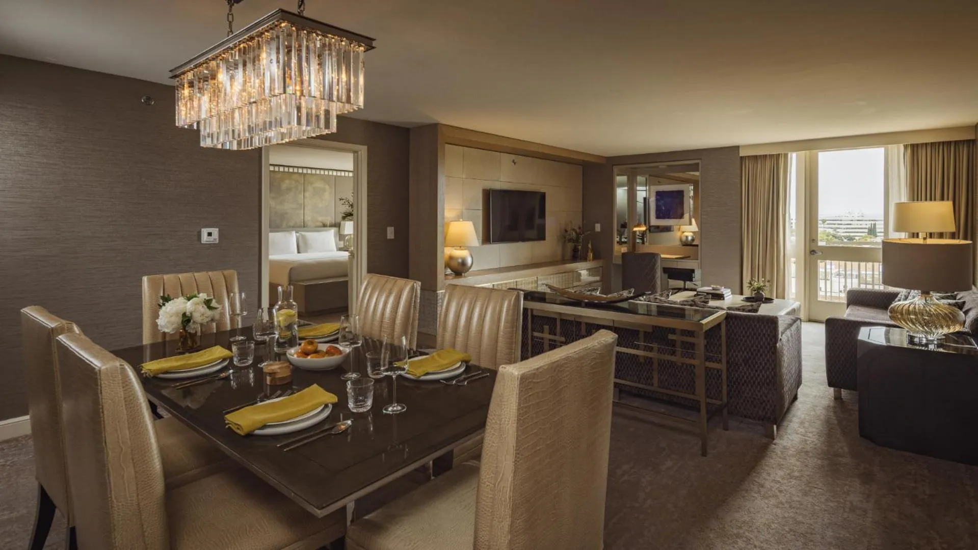 Living room in L'Ermitage Beverly Hills