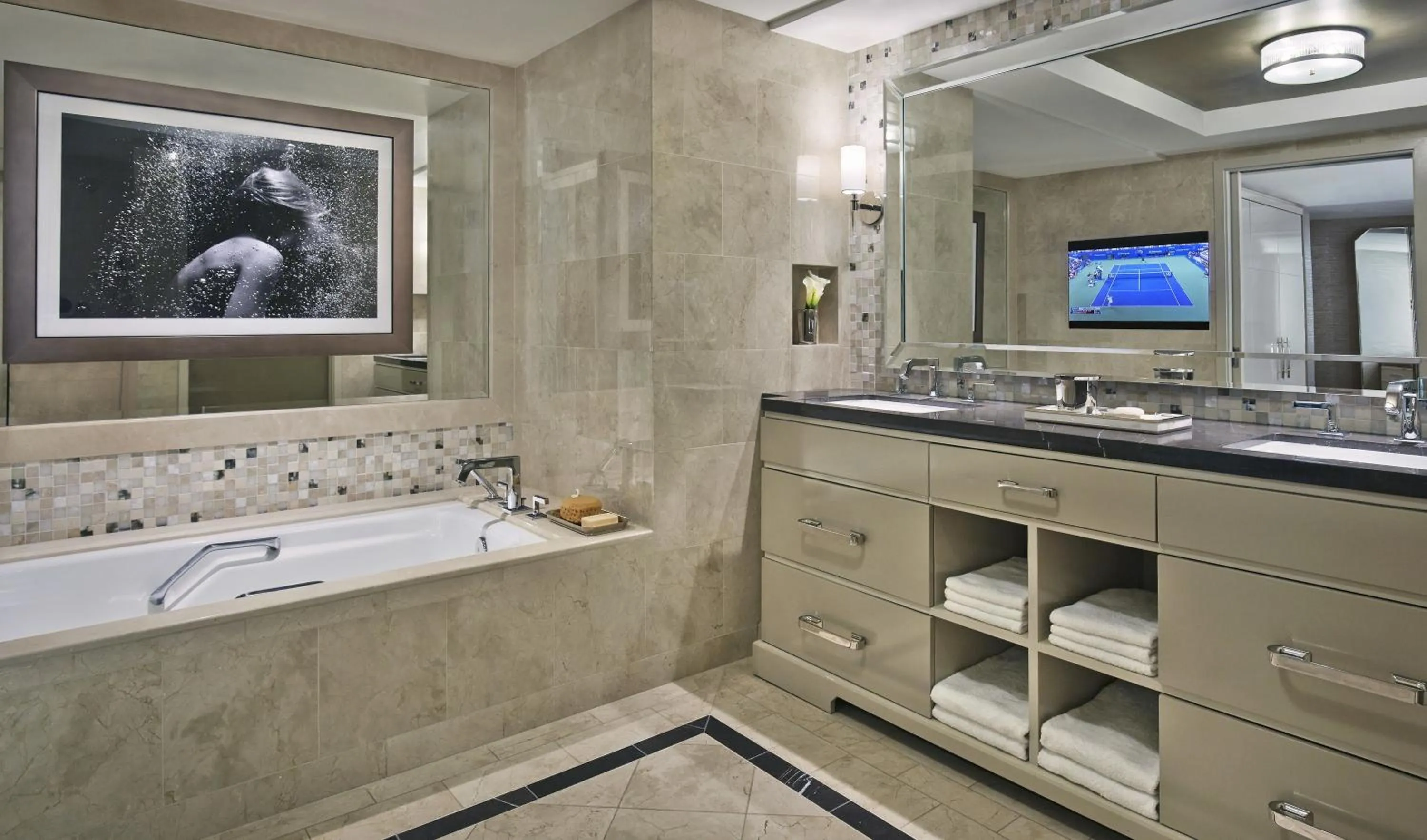 Bathroom in L'Ermitage Beverly Hills