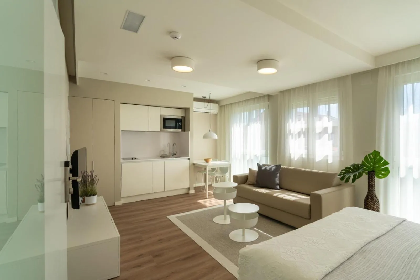 Photo of the whole room in Hotel Rural Tierras del Cid