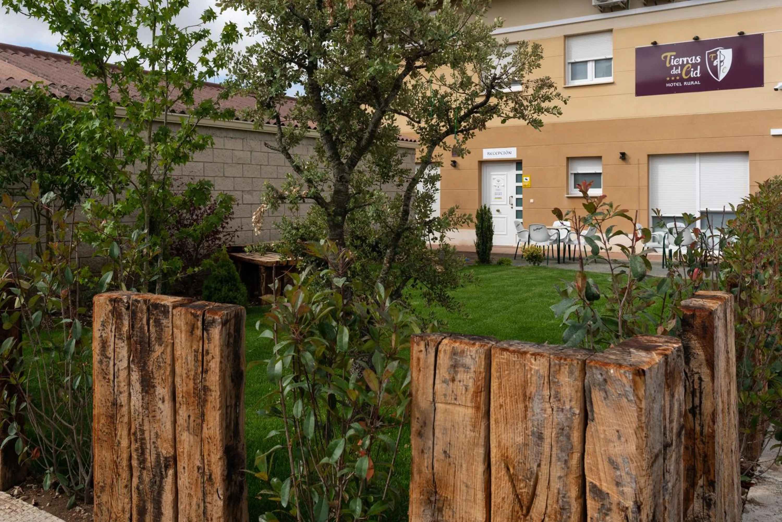 Facade/entrance in Hotel Rural Tierras del Cid