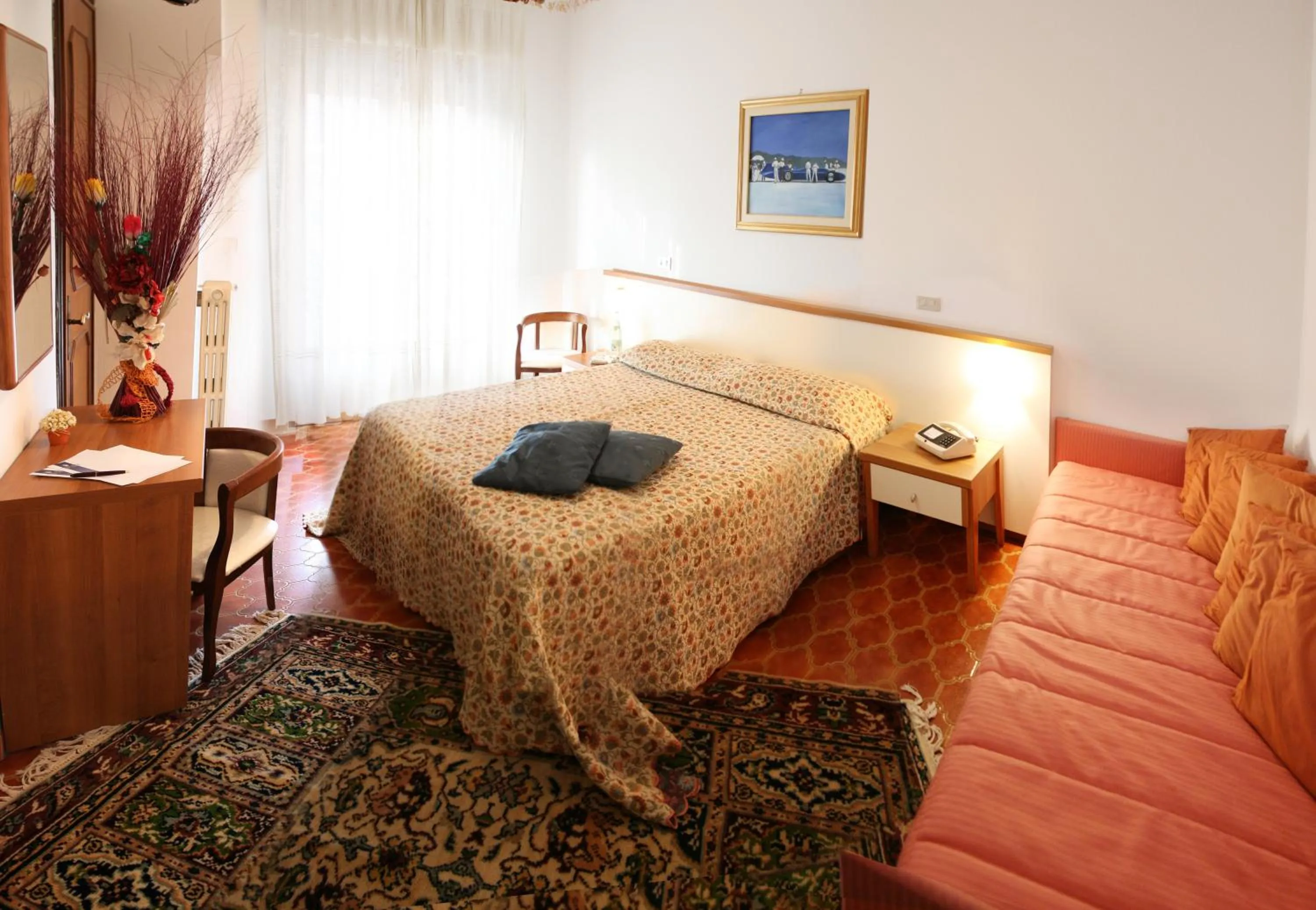 Bedroom, Bed in Hotel Reale