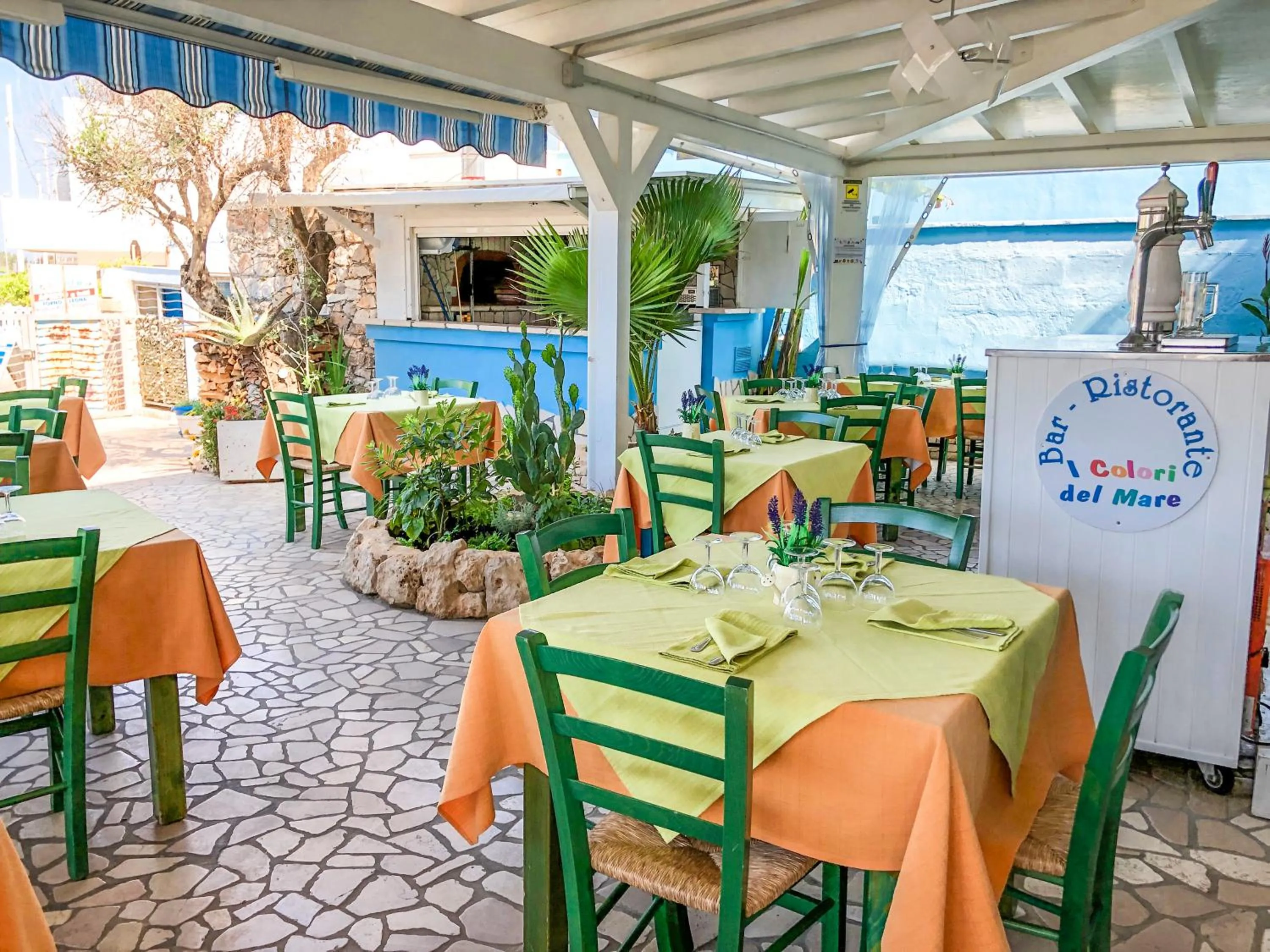 Restaurant/places to eat in Hotel I Colori Del Mare