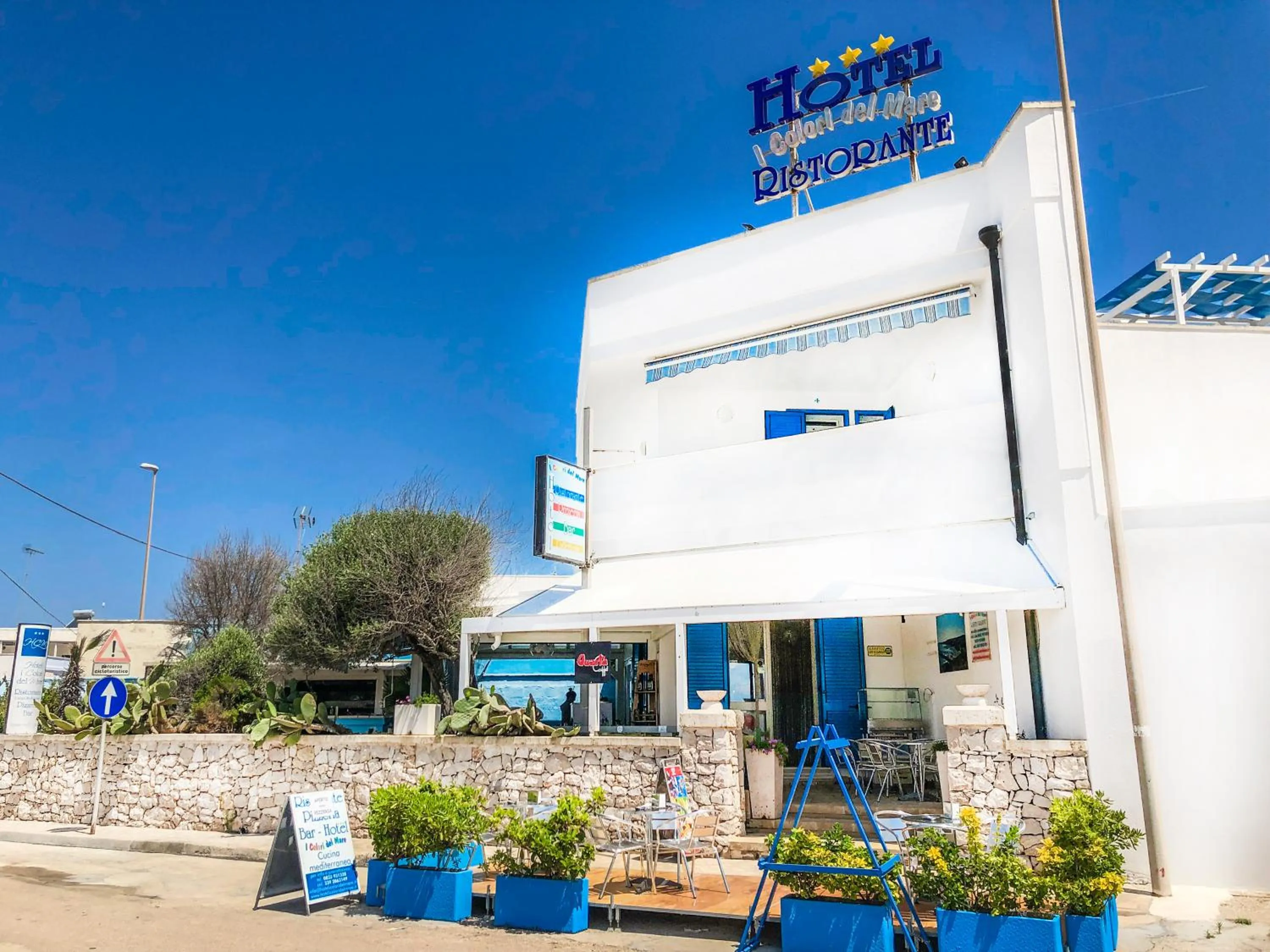 Property building in Hotel I Colori Del Mare