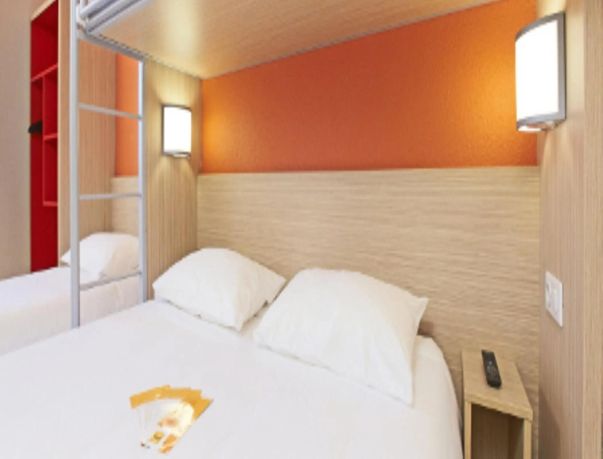 Bed in The Originals Access,Tendance Hôtel, Saint-Etienne