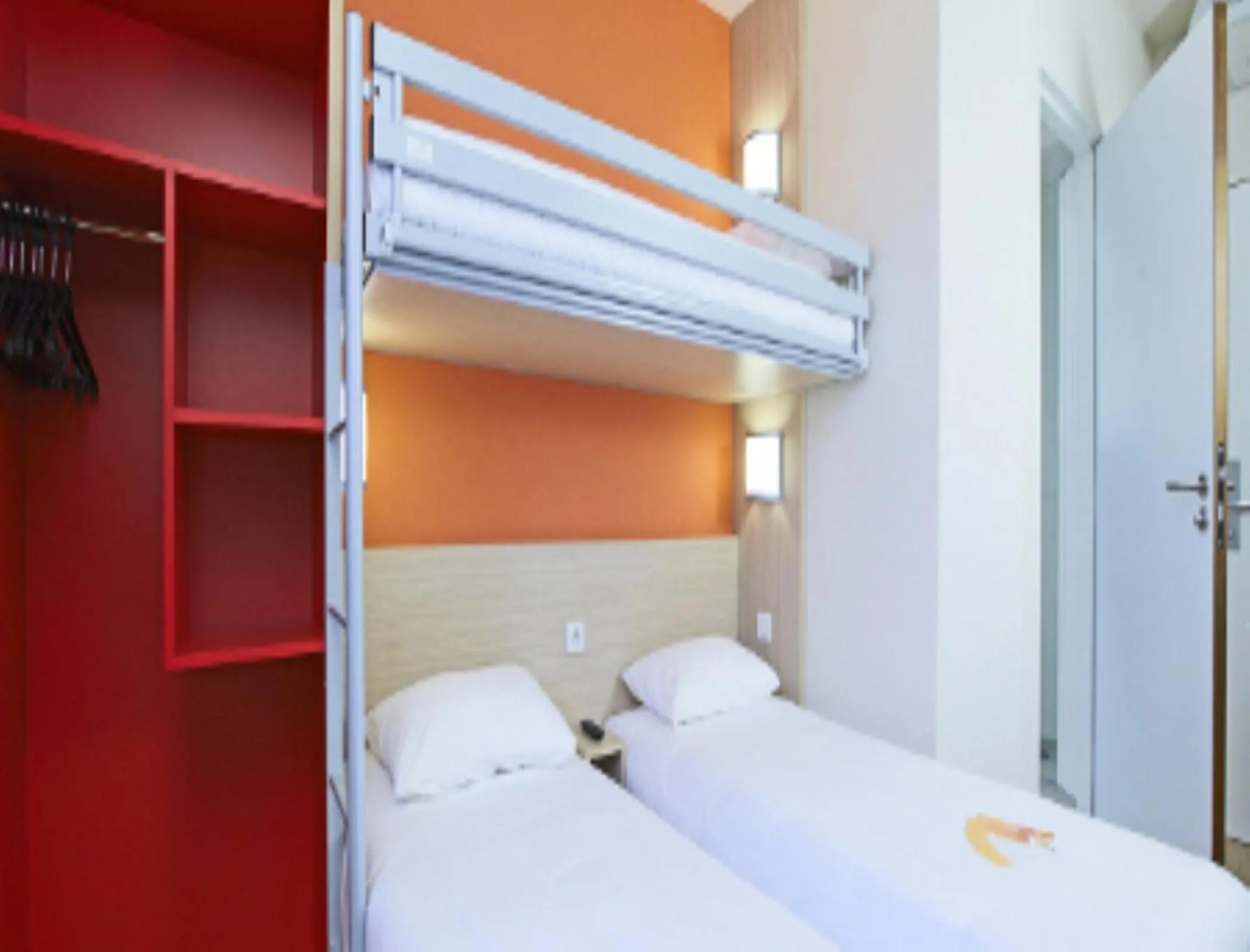 Bed in The Originals Access,Tendance Hôtel, Saint-Etienne