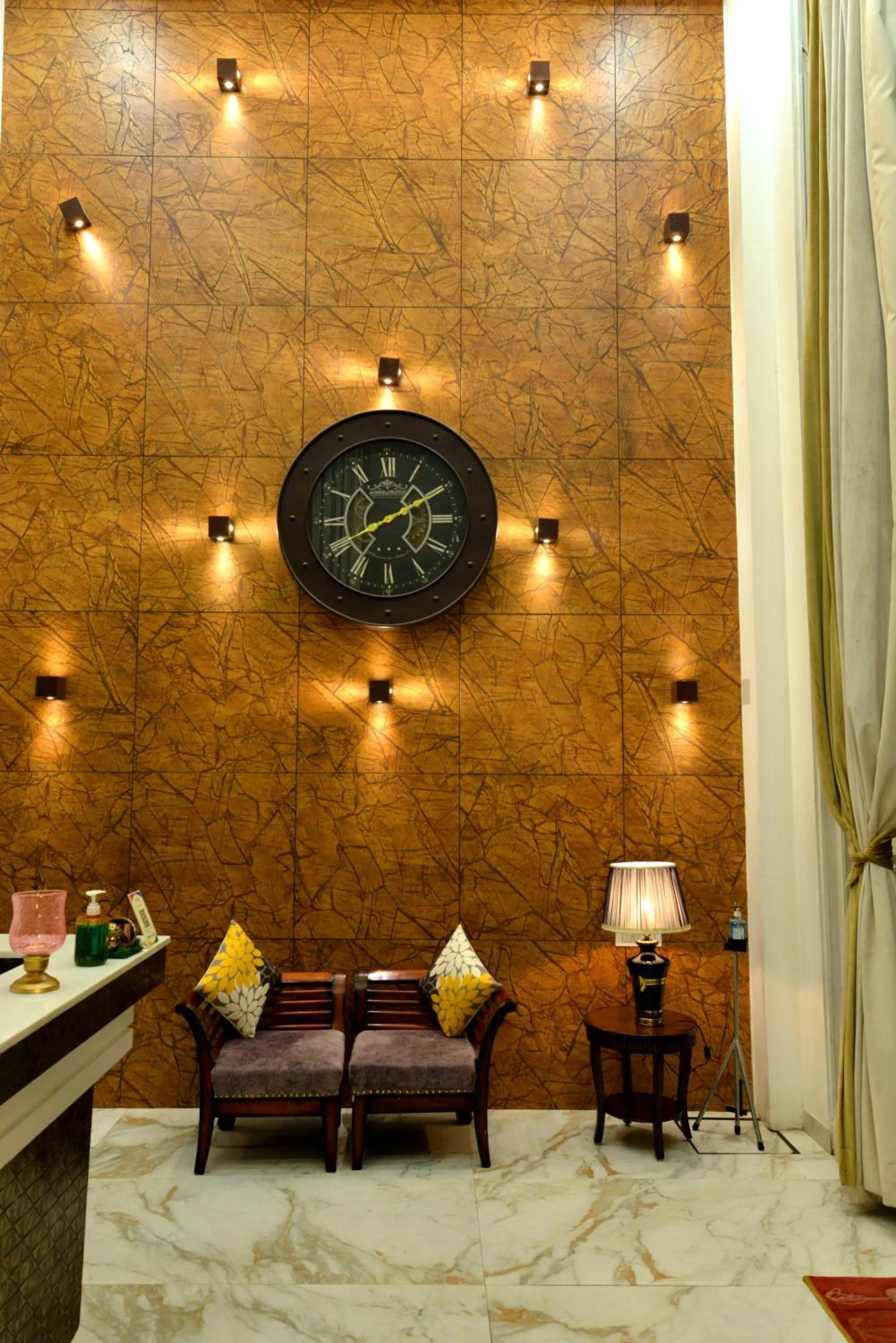 Lobby or reception in Hotel The Yellow