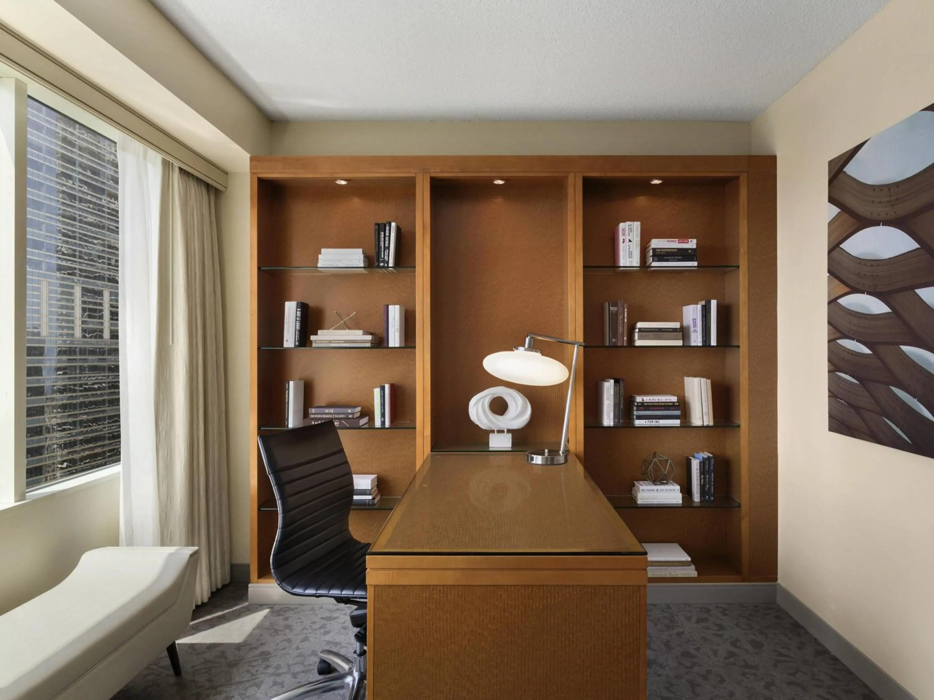 Bedroom in Swissotel Chicago