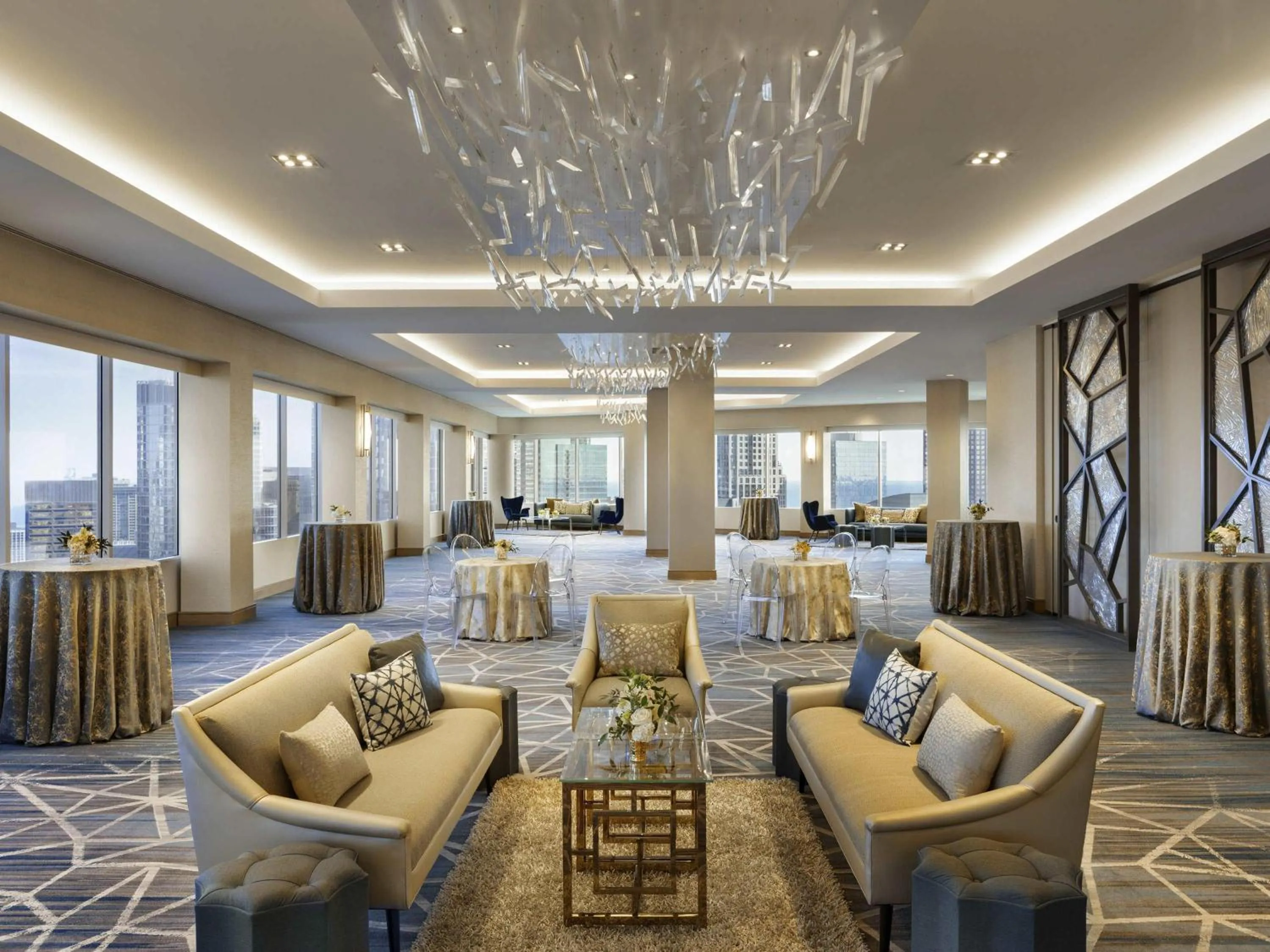 Meeting/conference room in Swissotel Chicago