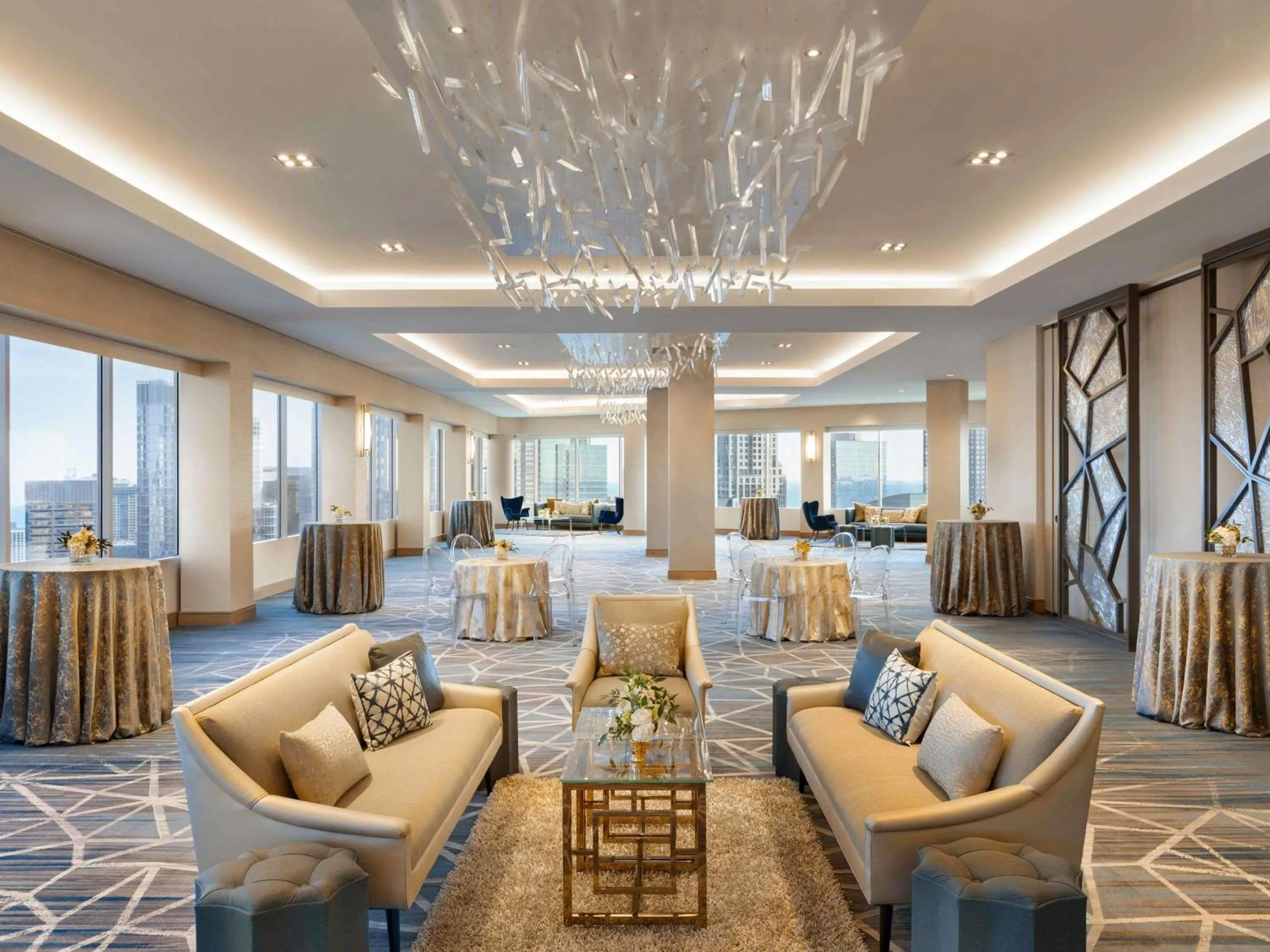 wedding in Swissotel Chicago