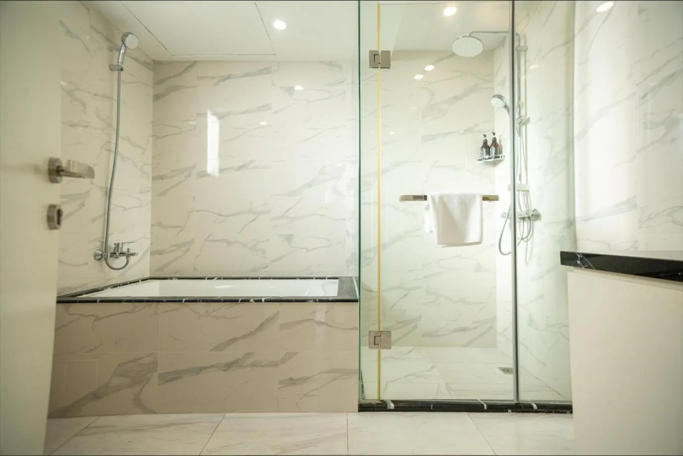 Shower in One Park Hotel & Residence