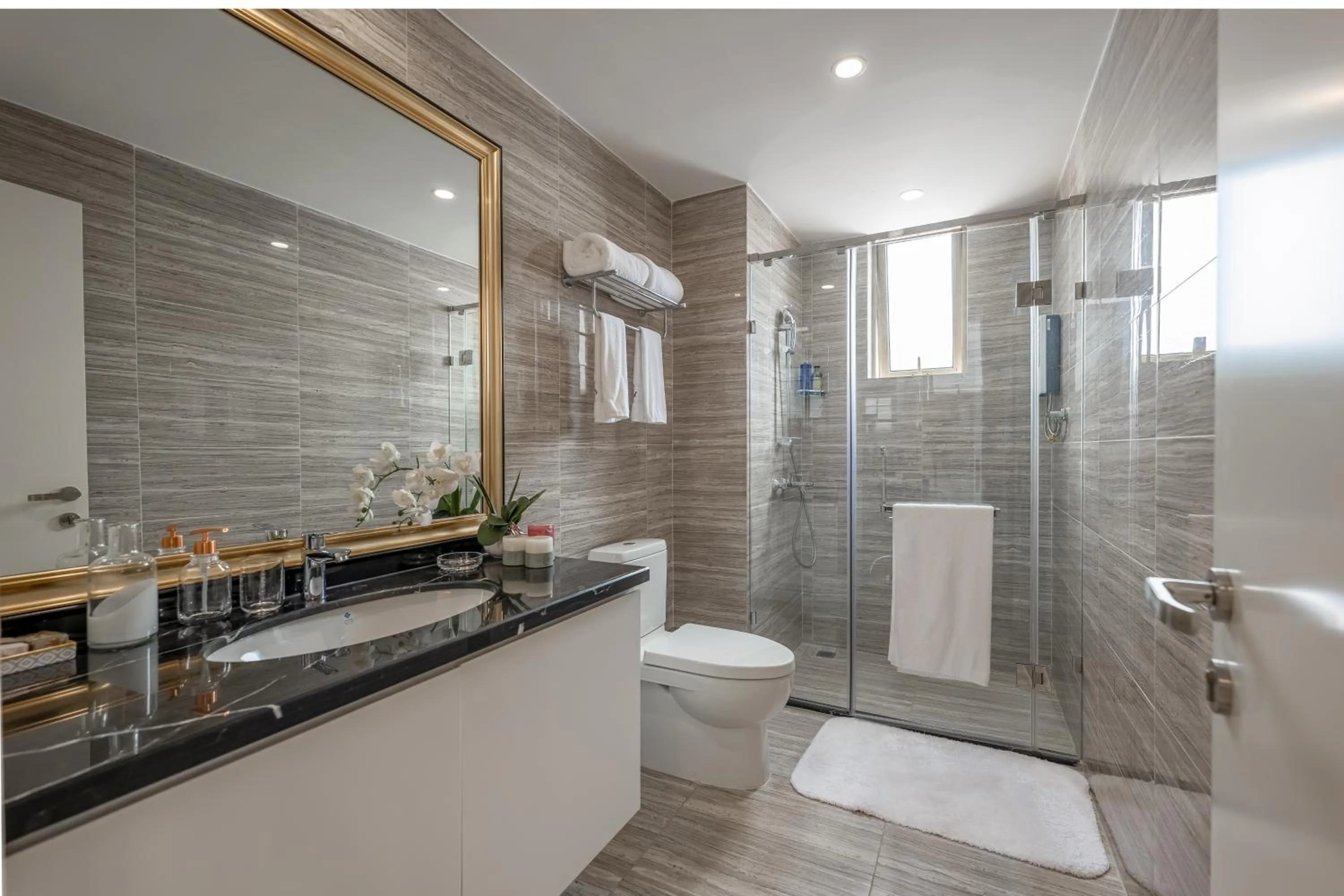 Toilet in One Park Hotel & Residence