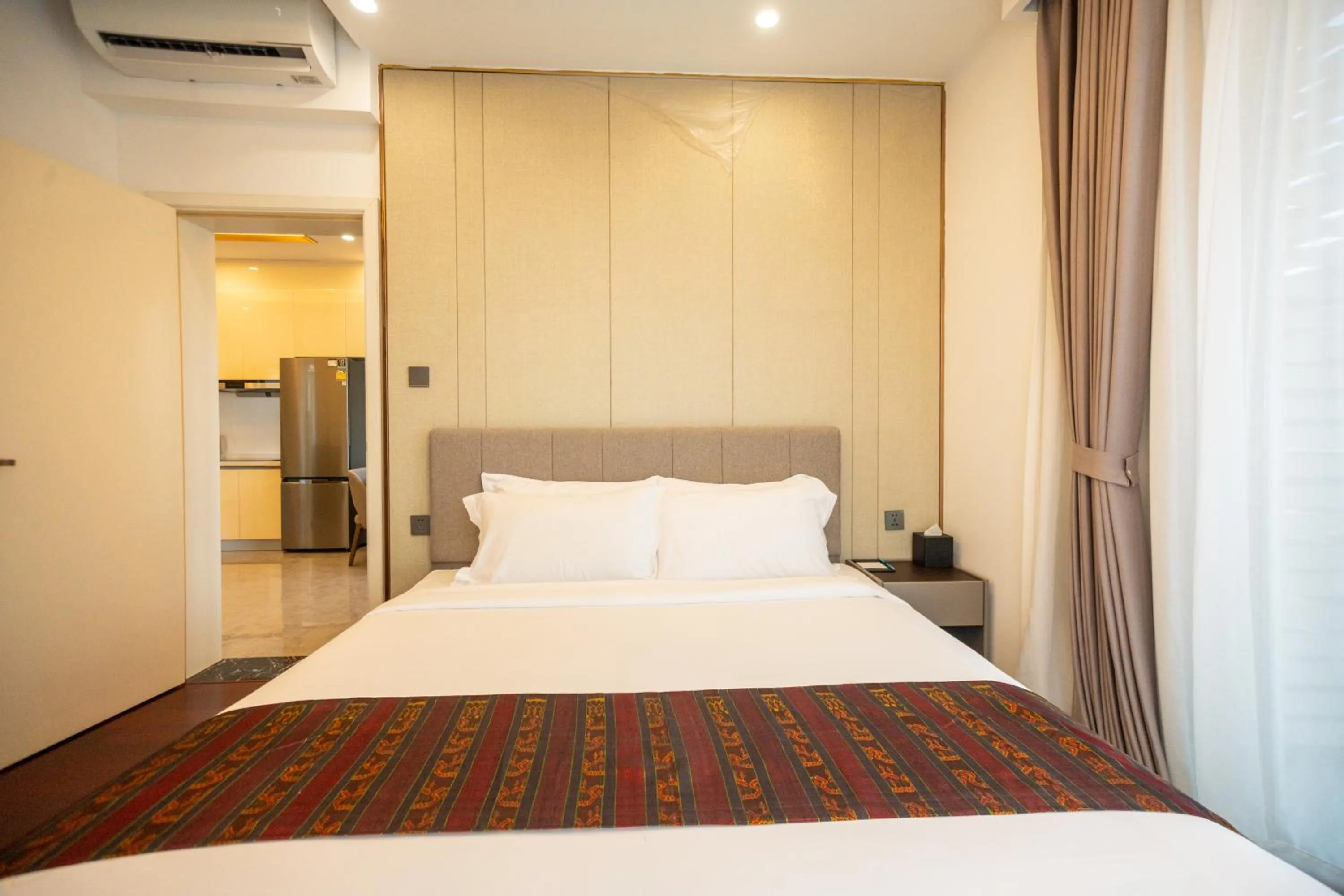 Bed in One Park Hotel & Residence