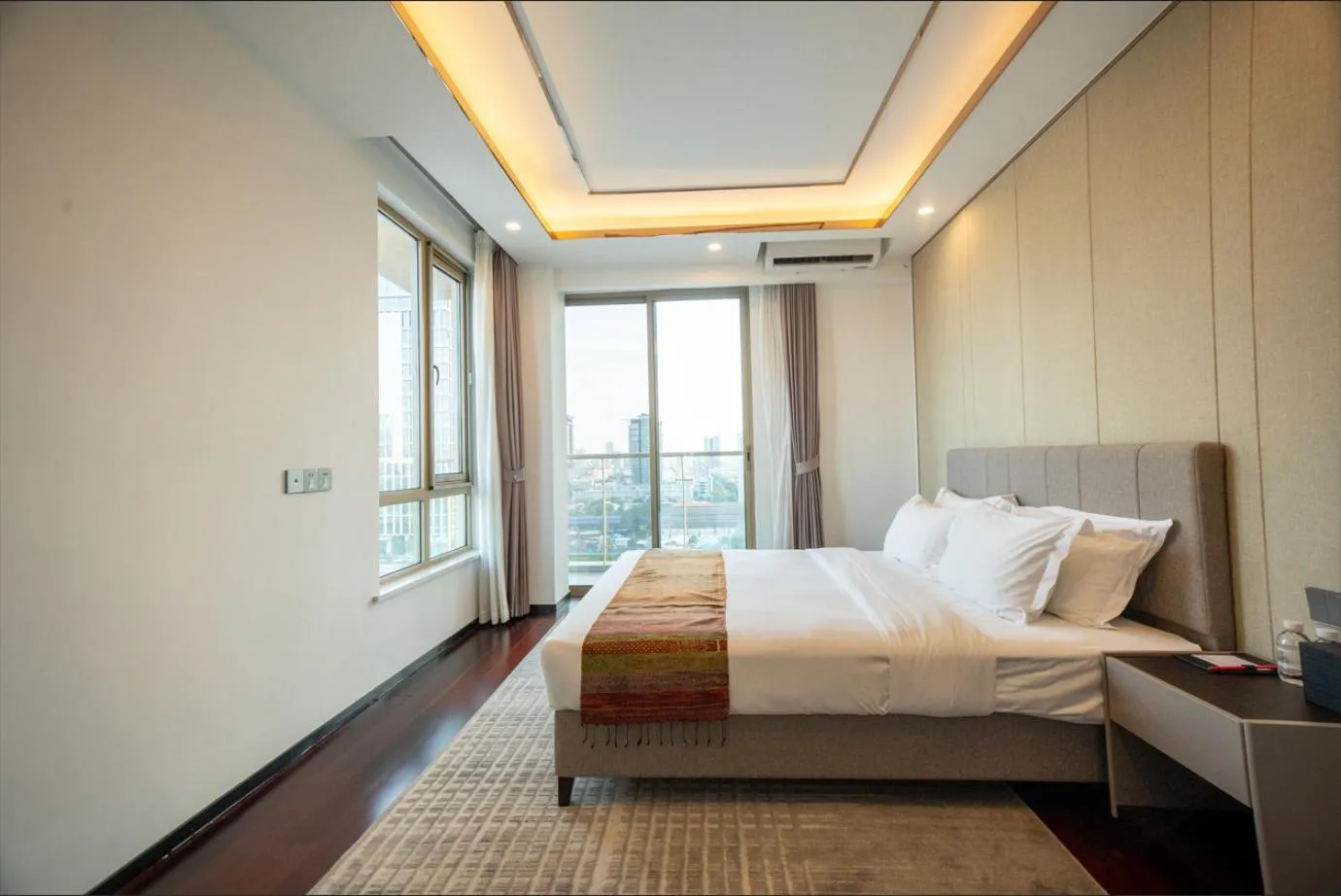 Bed in One Park Hotel & Residence