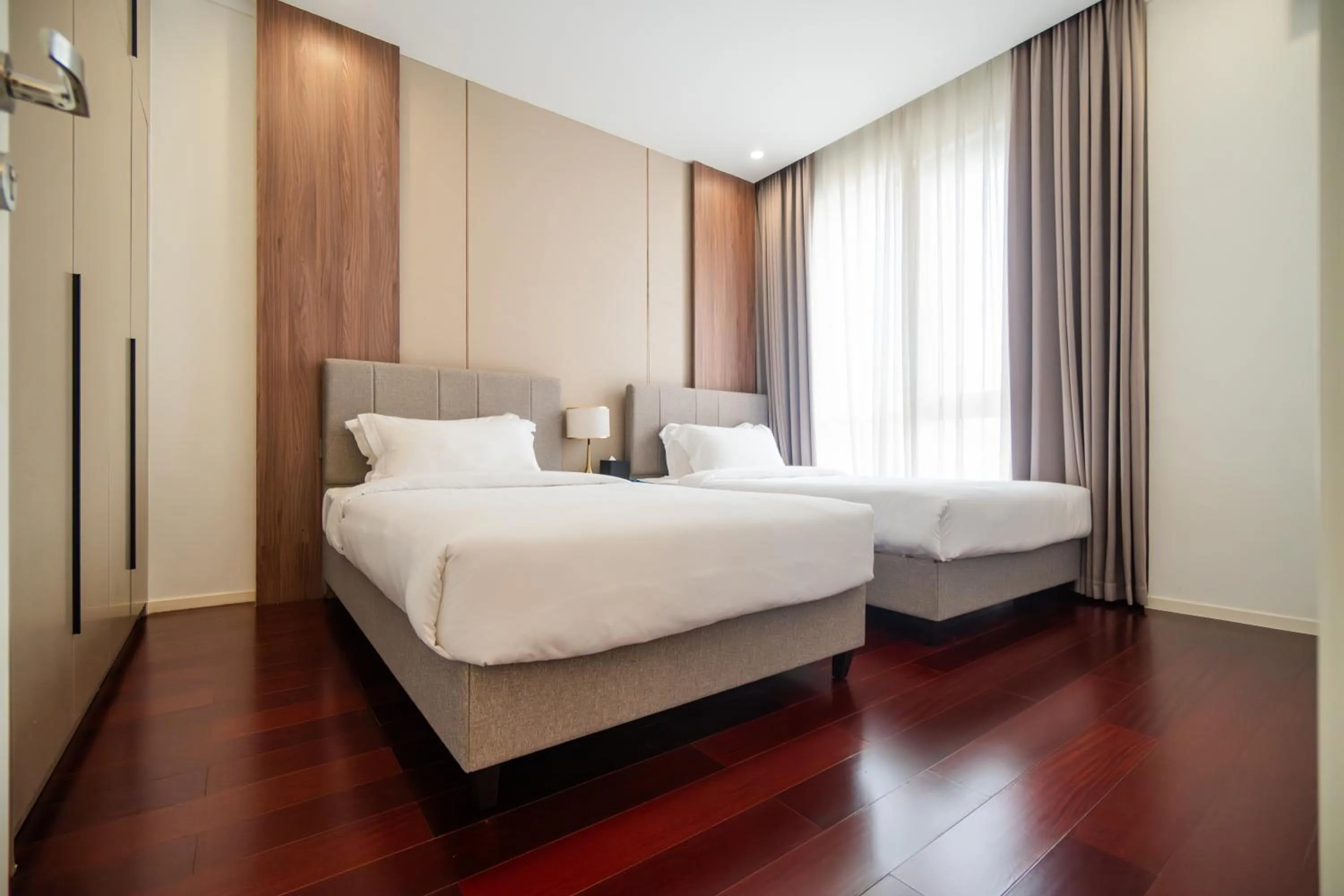 Bed in One Park Hotel & Residence
