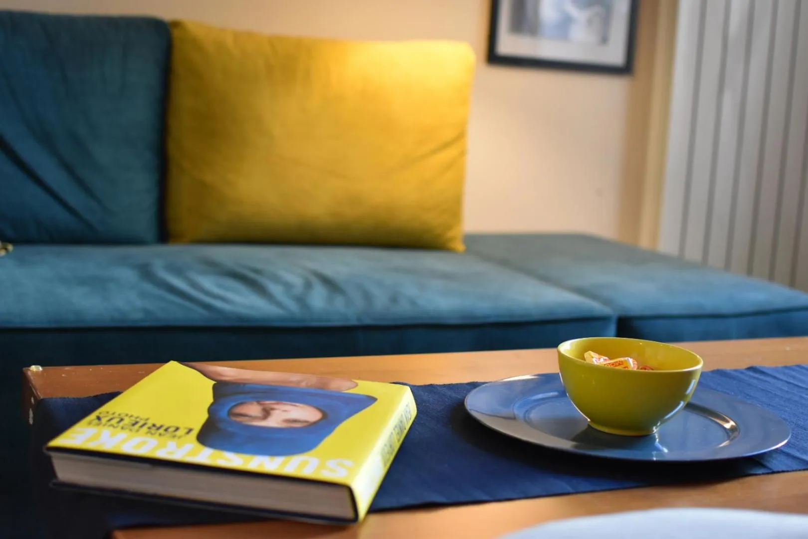 Living room in queen 24