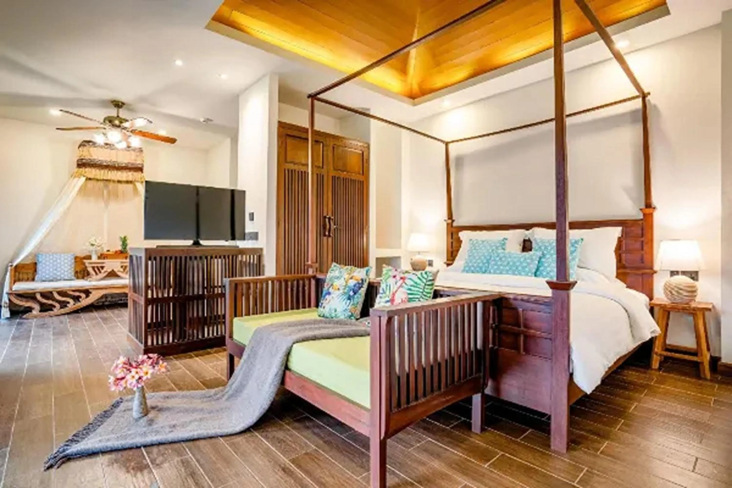 Bed in Lanna Deer Resort Chiang Mai