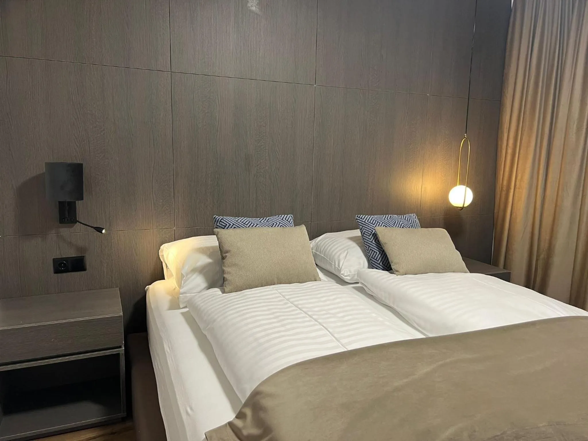 TV and multimedia, Bed in Hotel Harmshof Bispingen