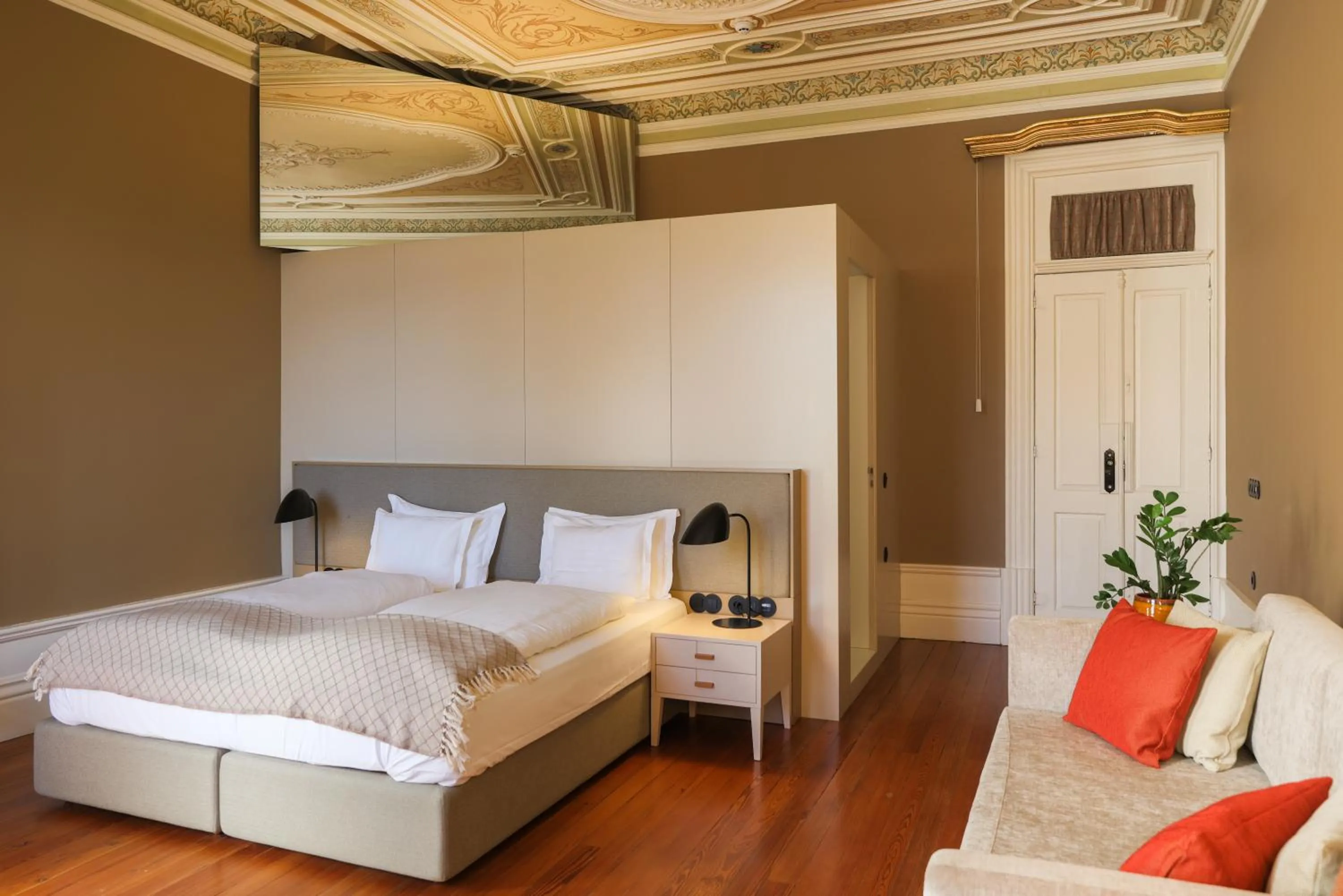 Bed in Menina Colina Guesthouse