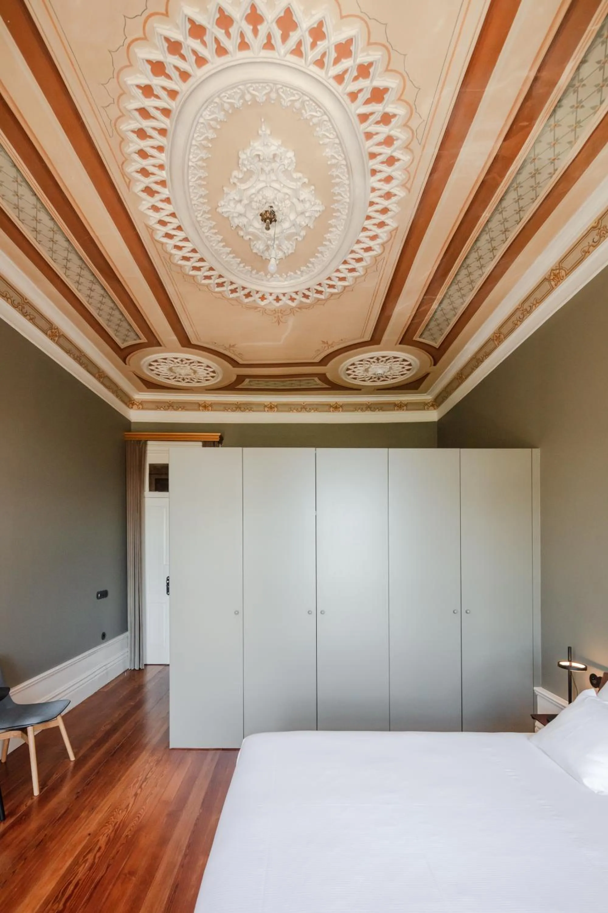 Bed in Menina Colina Guesthouse