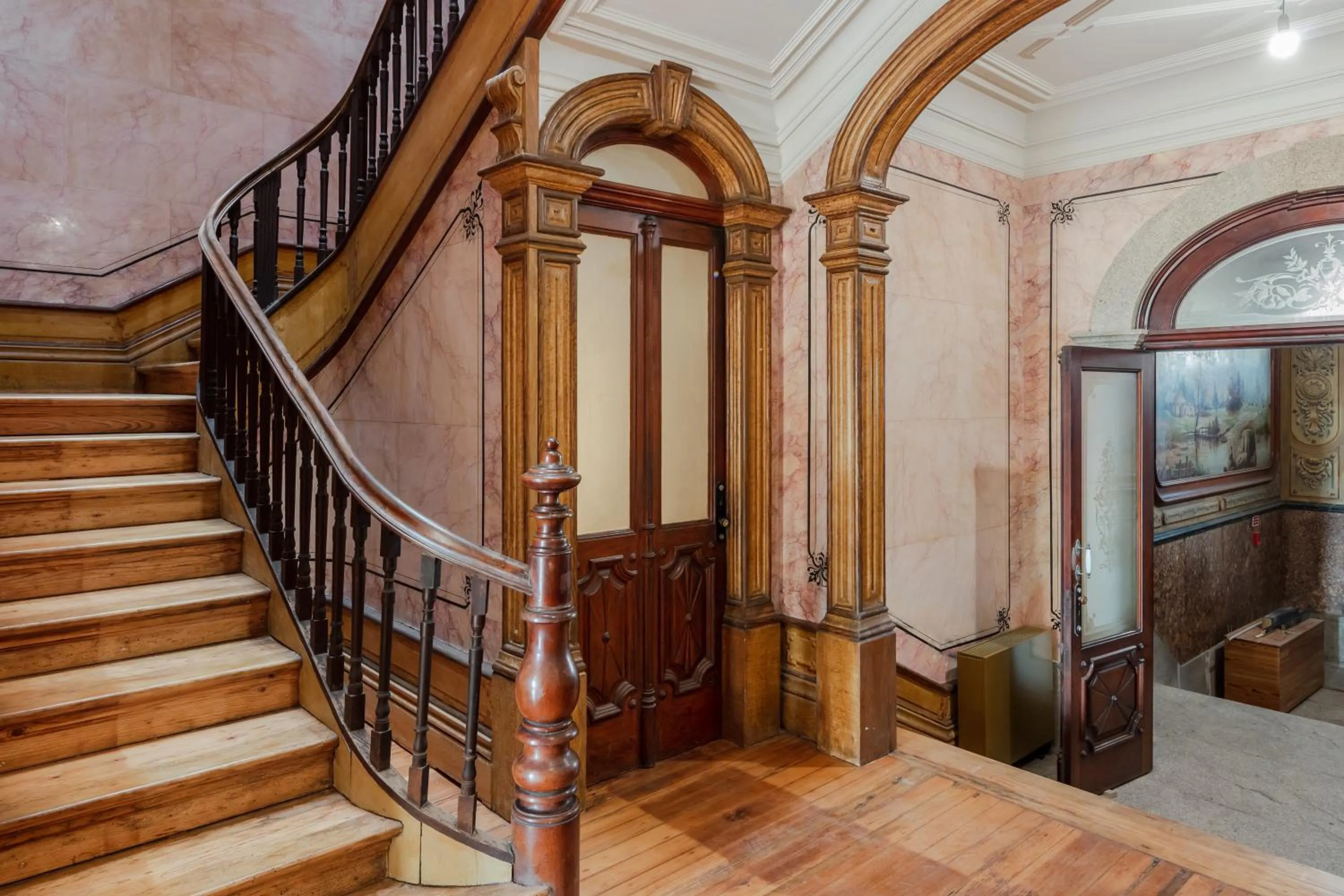 Property building in Menina Colina Guesthouse