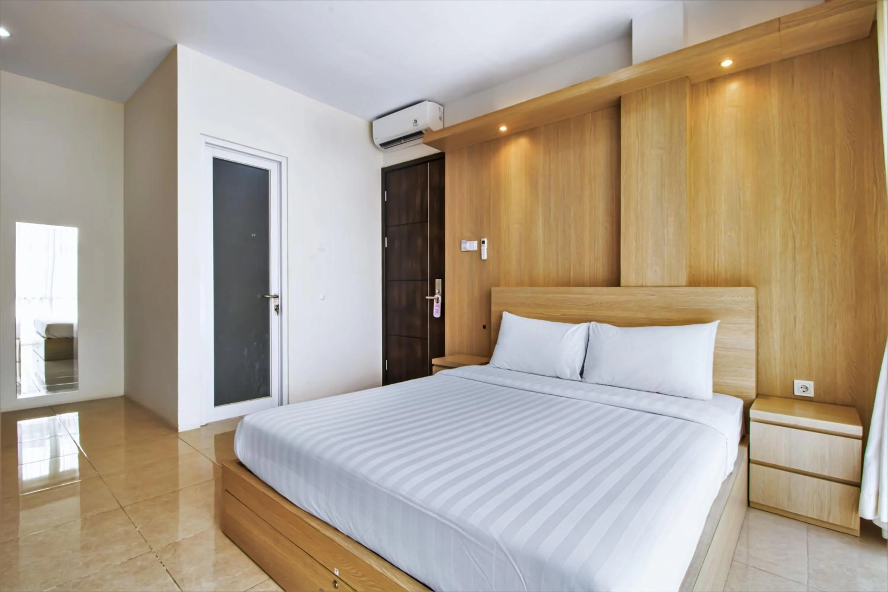 Bed in D Padmaya Residence