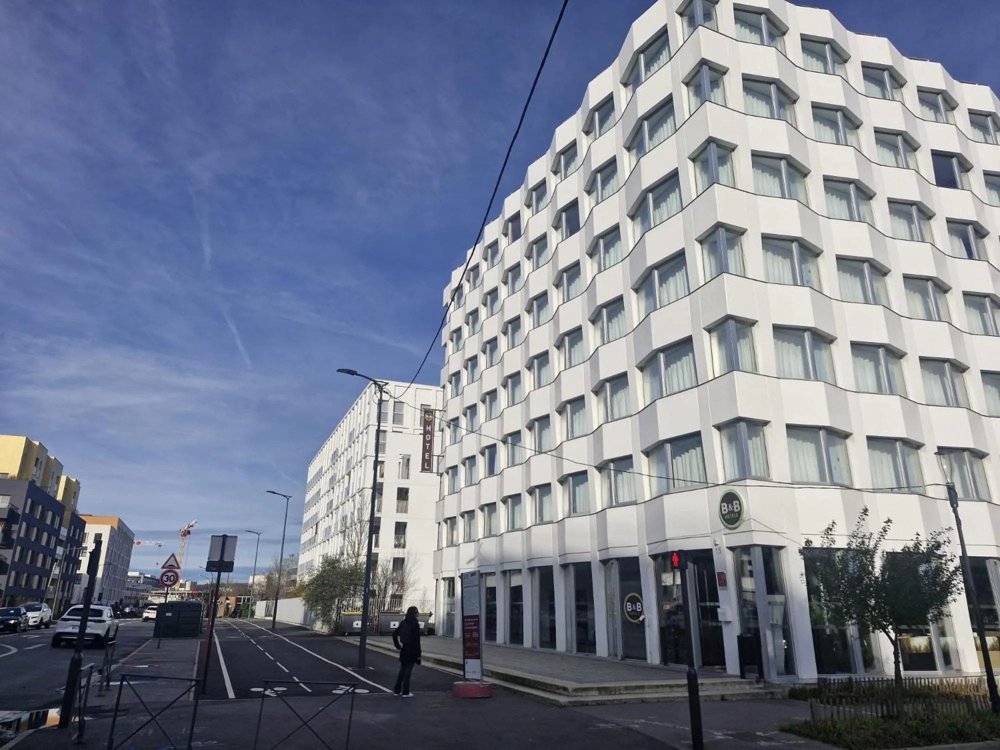 B&B HOTEL Massy Gare TGV