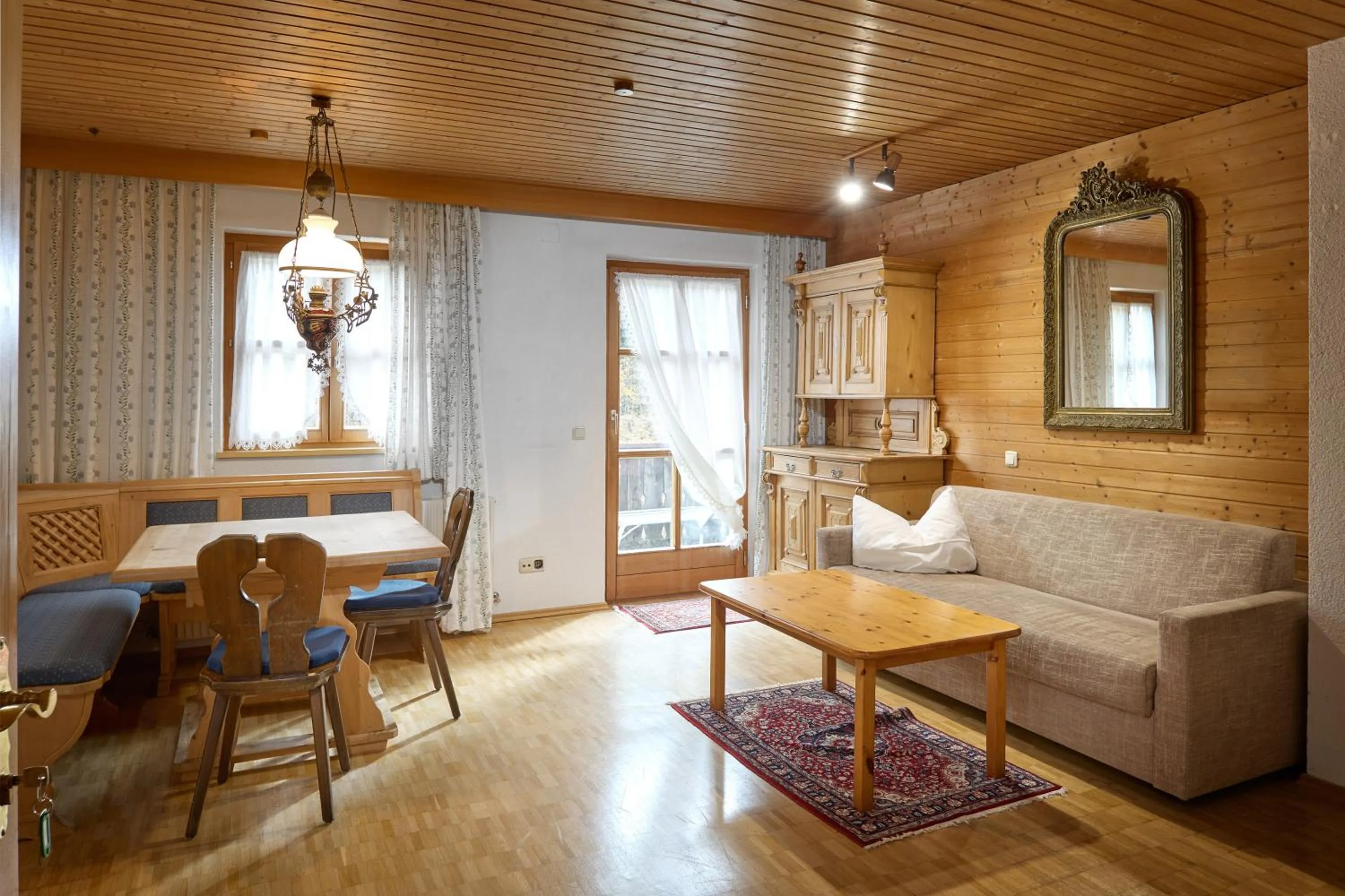 Alt Montafon Hotel Appartements by Pferd auf Wolke