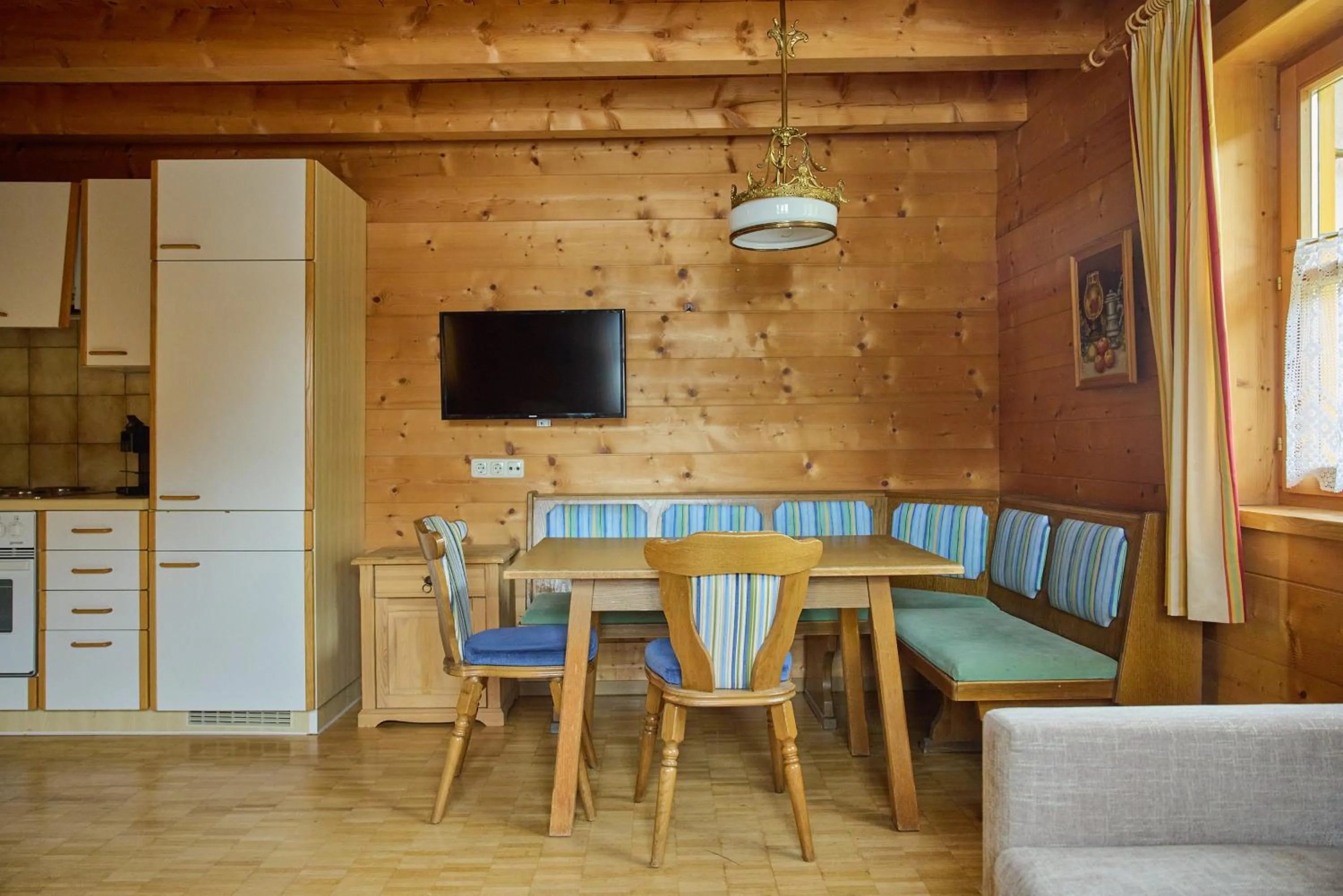 Alt Montafon Hotel Appartements by Pferd auf Wolke