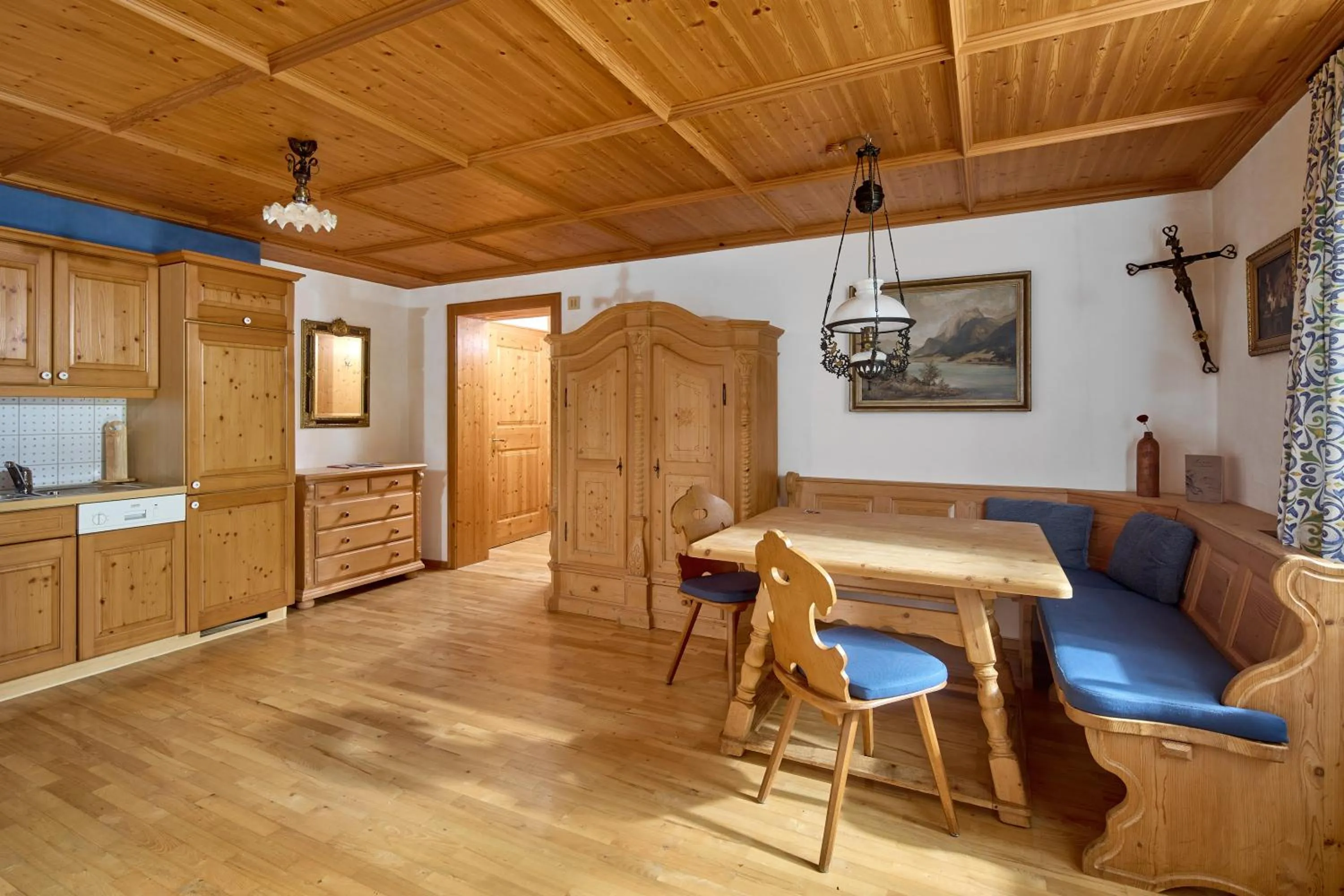 Kitchen or kitchenette in Alt Montafon Hotel Appartements by Pferd auf Wolke