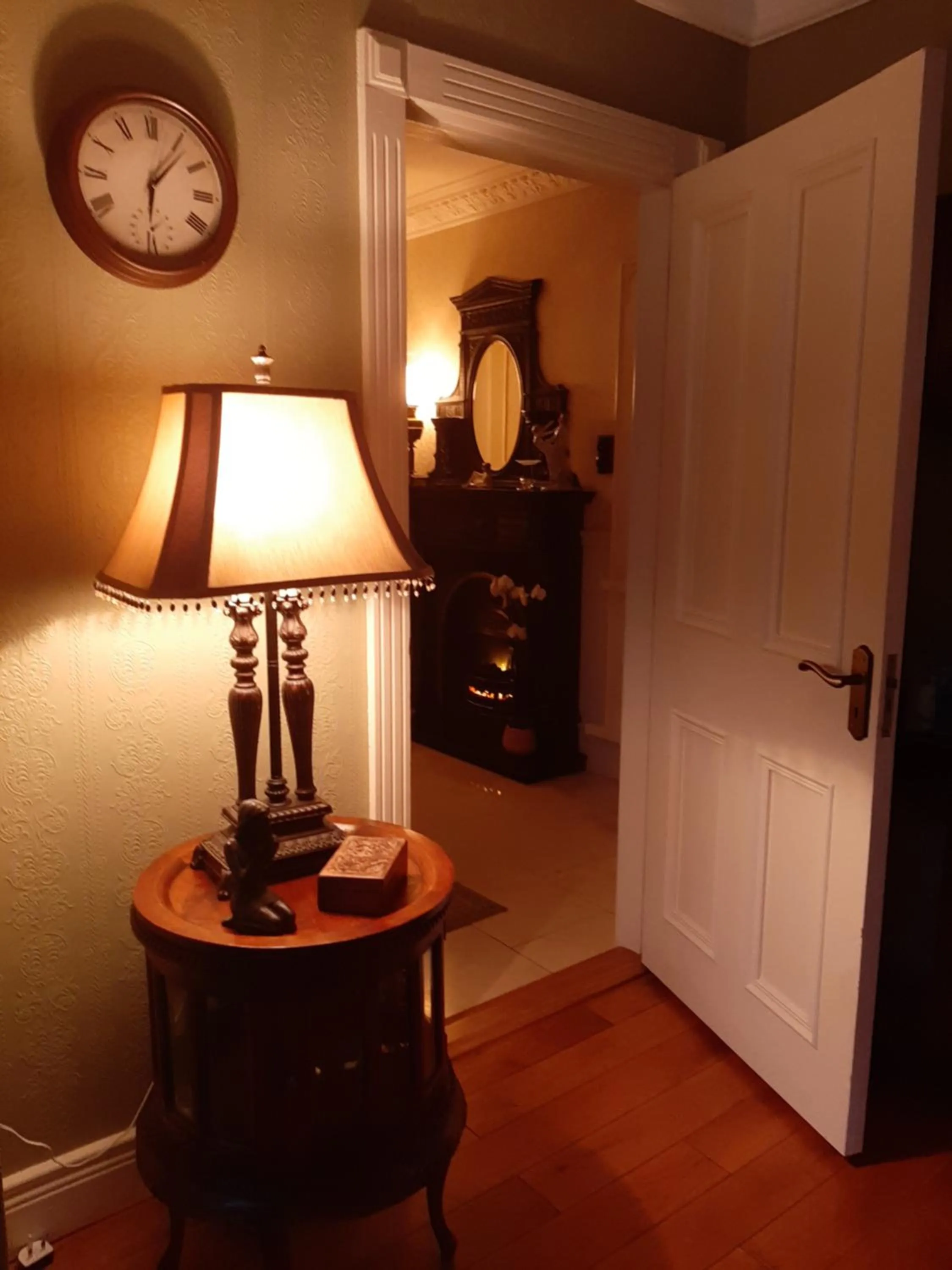 Decorative detail in Riverside Lodge