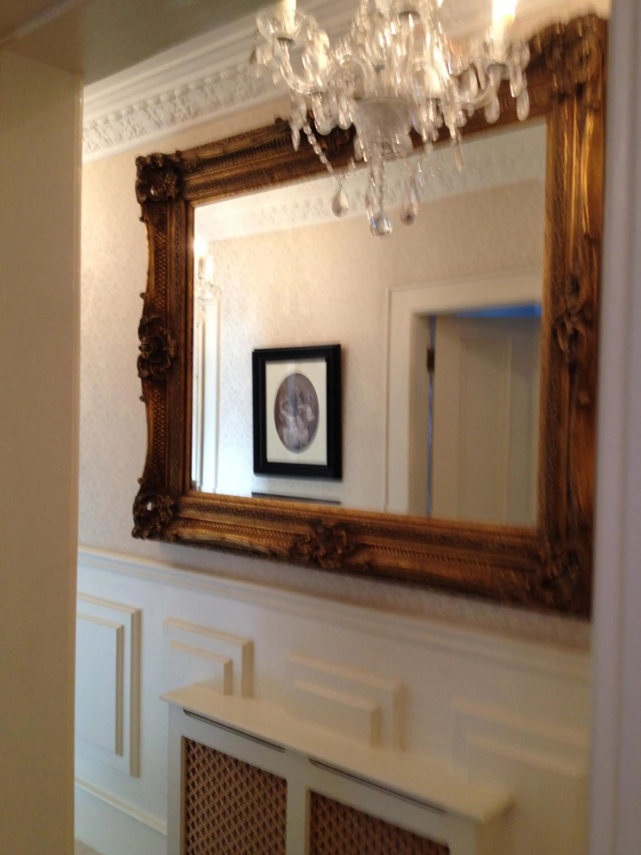 Decorative detail in Riverside Lodge