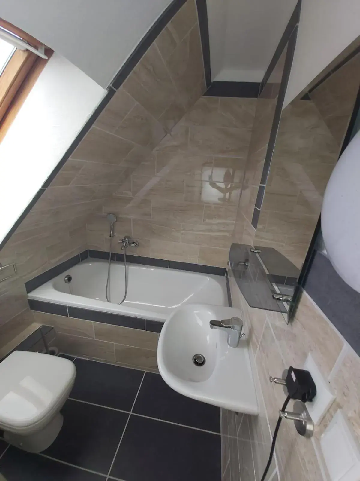 Single Room with Bath - single occupancy in Gasthof zur Alten Post Single Room with Bath - single occupancy in Gasthof zur Alten Post