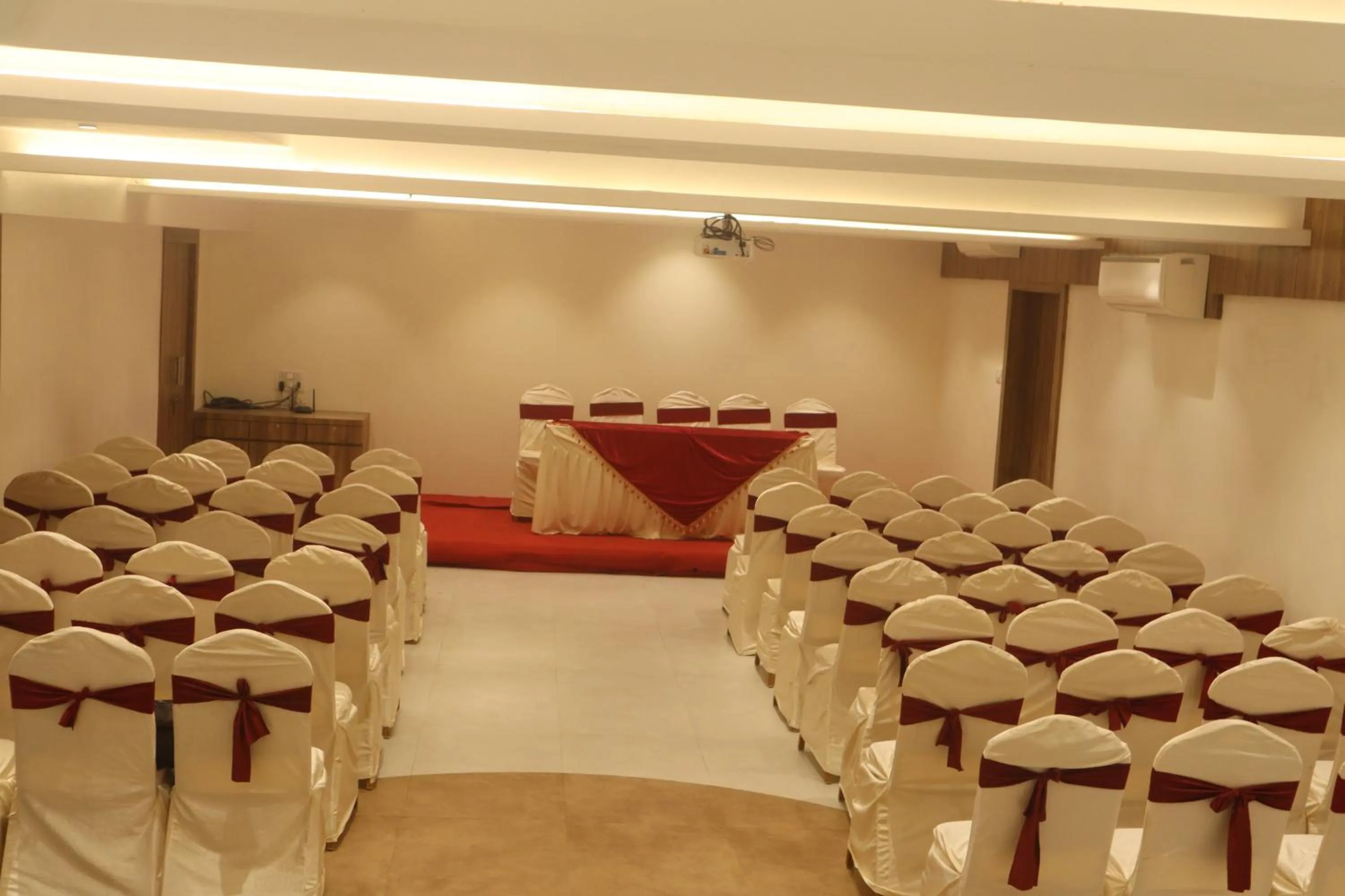Banquet/Function facilities in Hotel Grand Ecotel, Aurangabad