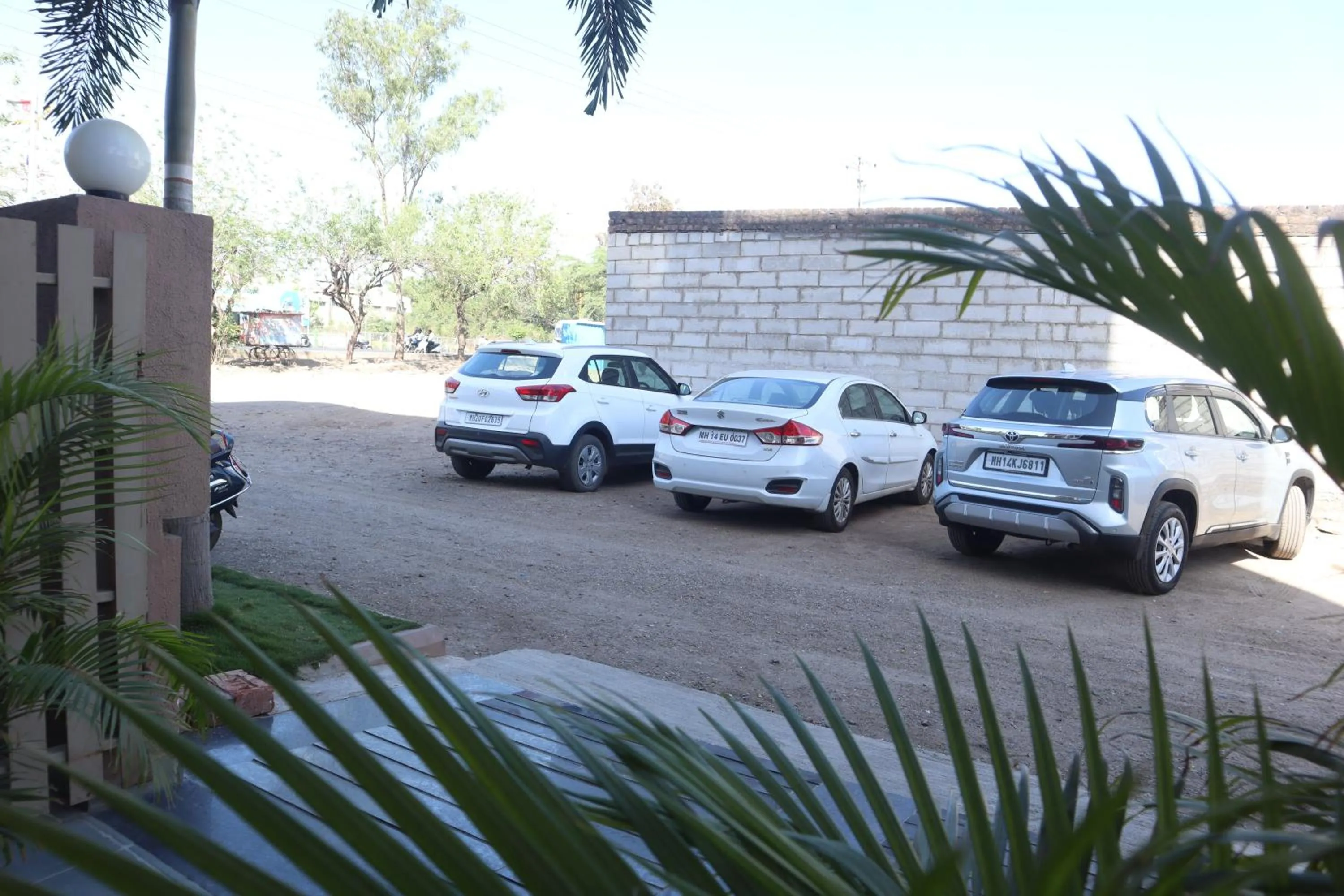 Parking in Hotel Grand Ecotel, Aurangabad