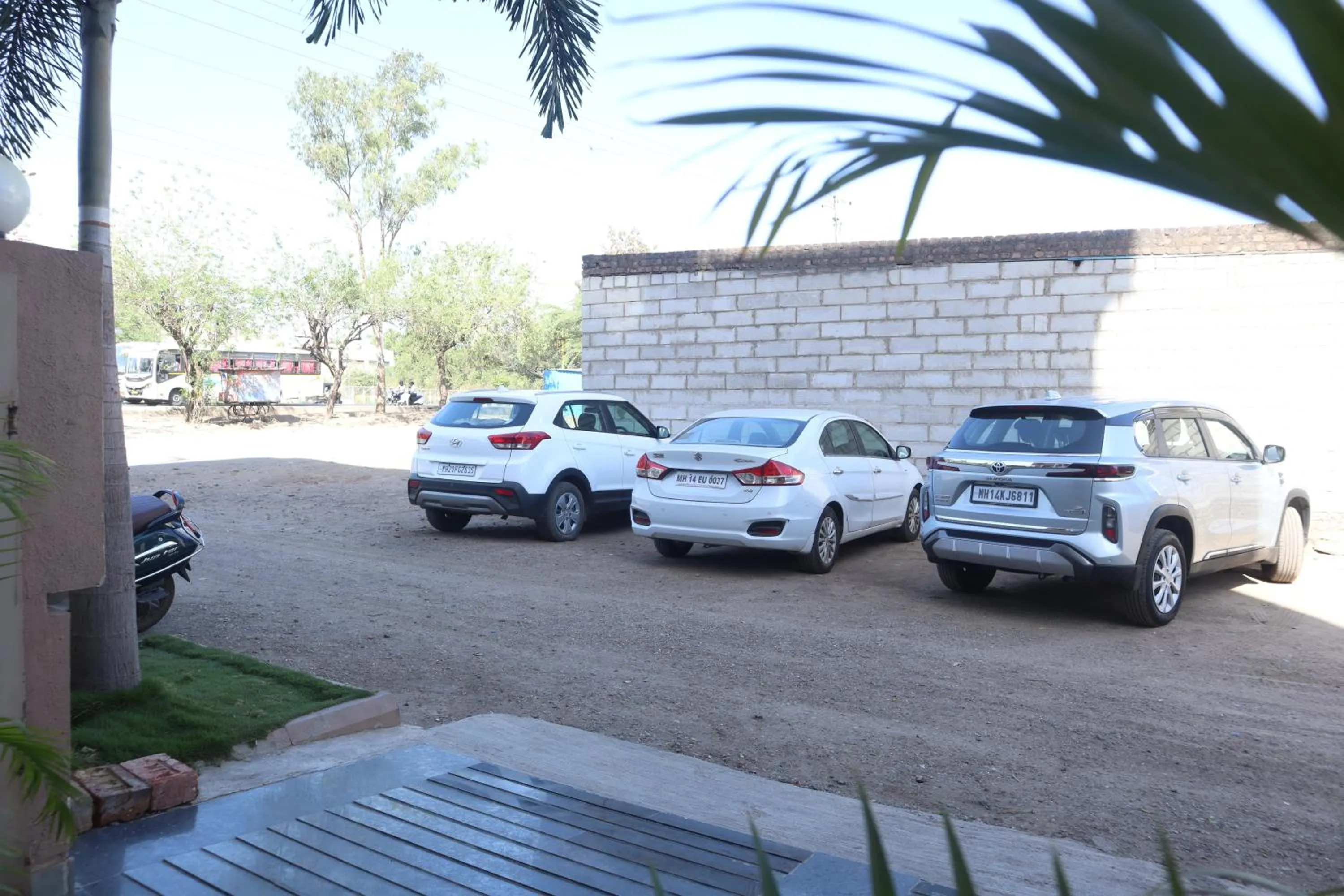 Parking in Hotel Grand Ecotel, Aurangabad