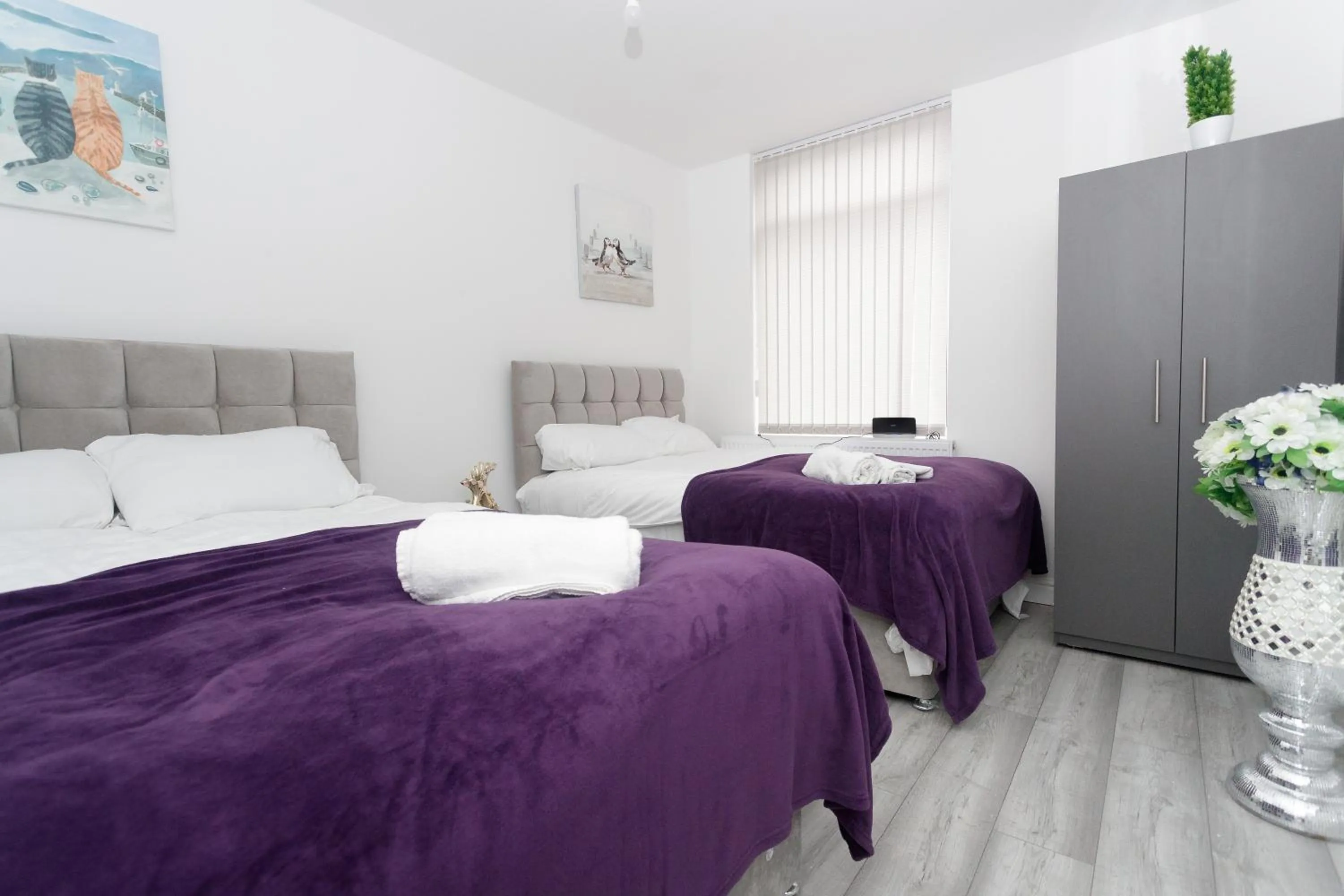 Bedroom in Calvin House Apartments