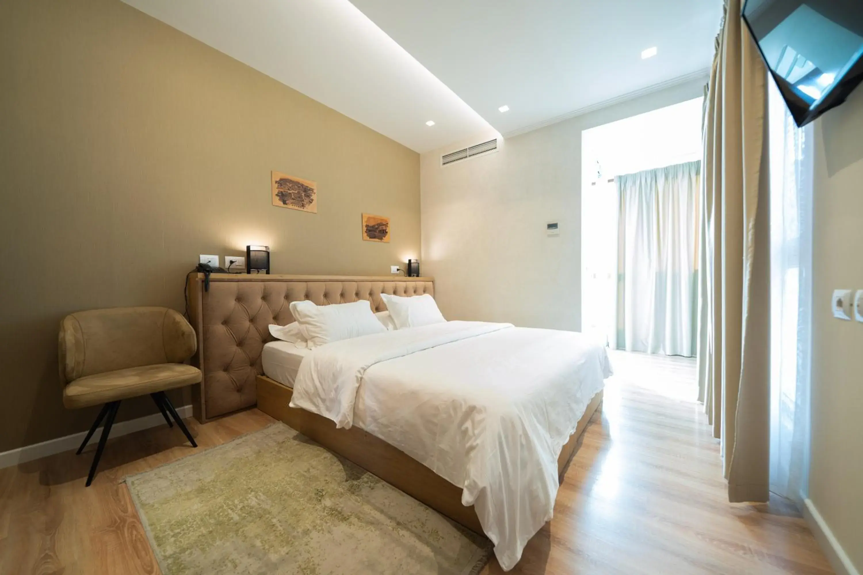 Deluxe Double or Twin Room in MERKO HOTEL Deluxe Double or Twin Room in MERKO HOTEL