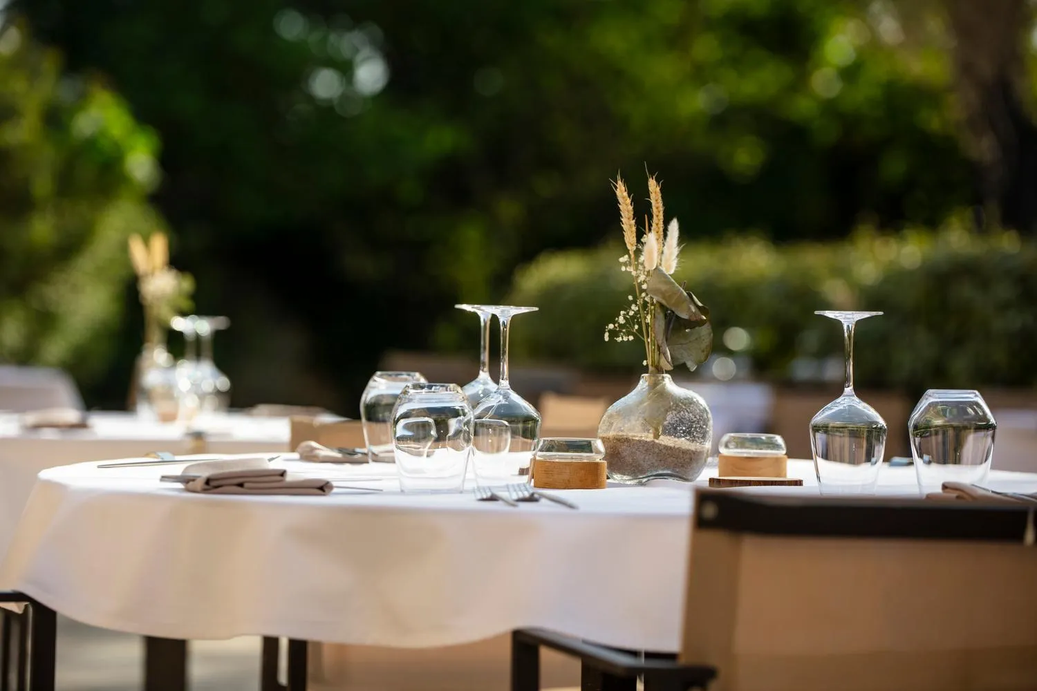 Patio in Hôtel & Restaurant de charme - La Bégude Saint-Pierre