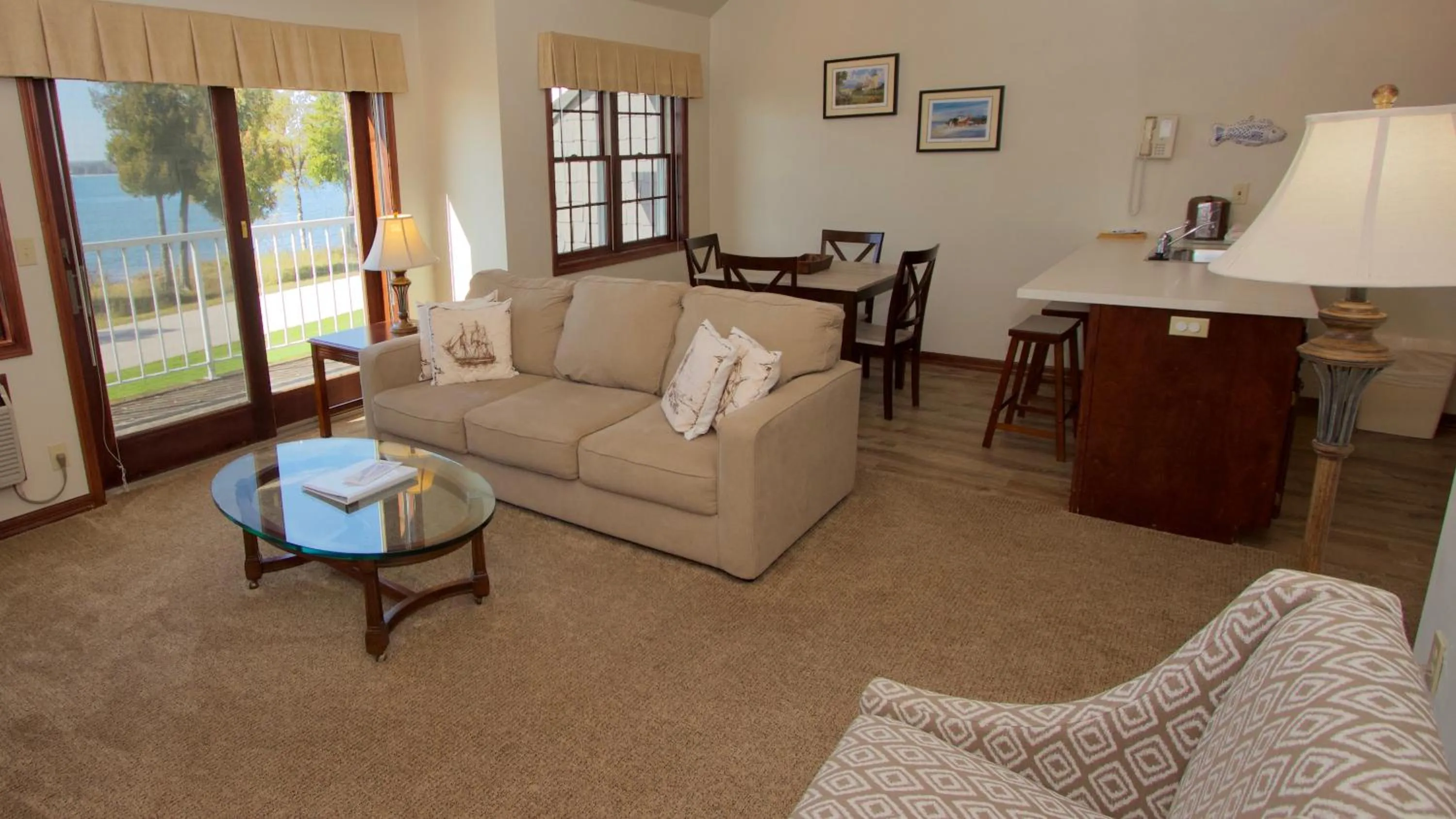 Living room in Baileys Harbor Yacht Club Resort