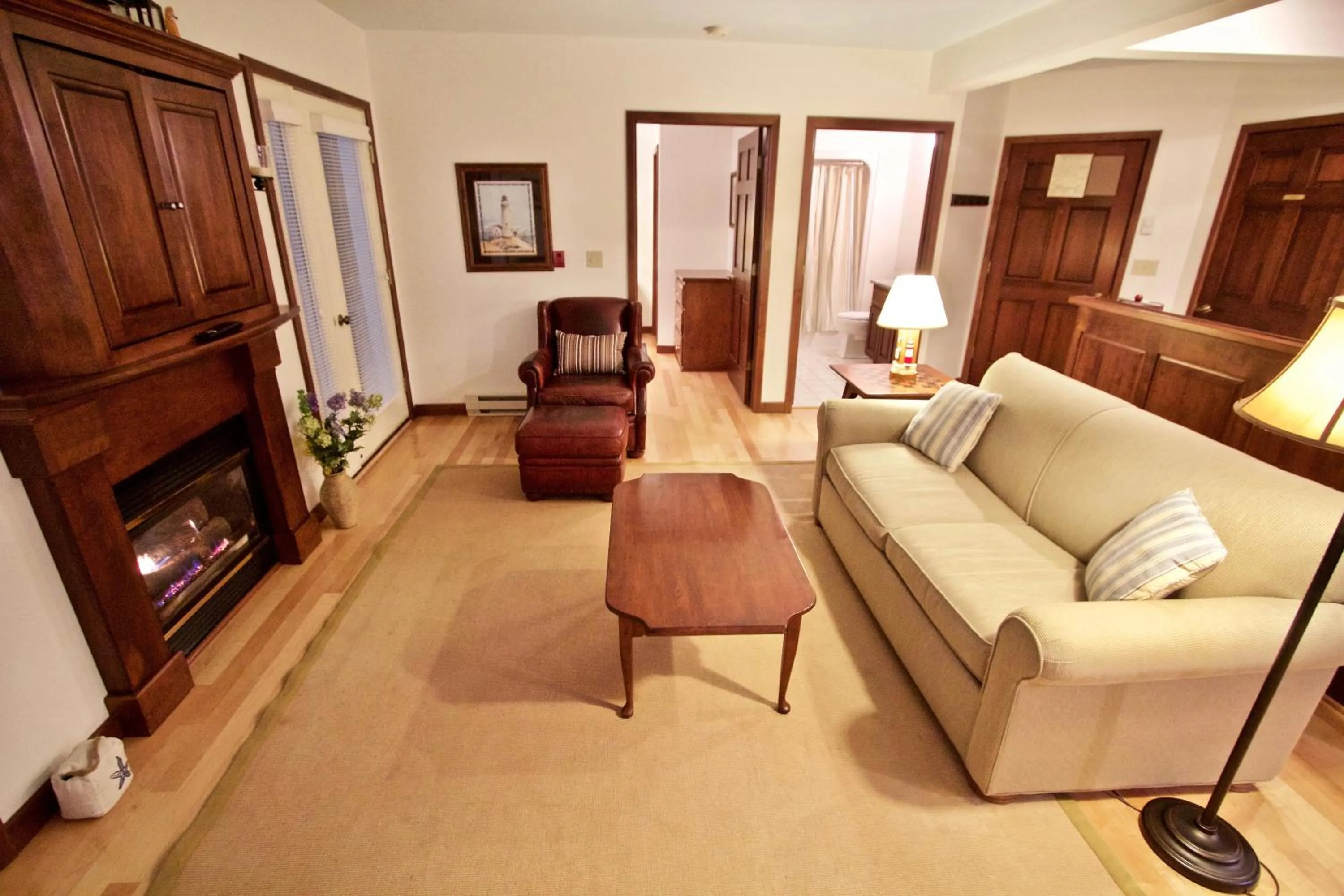 Living room in Baileys Harbor Yacht Club Resort