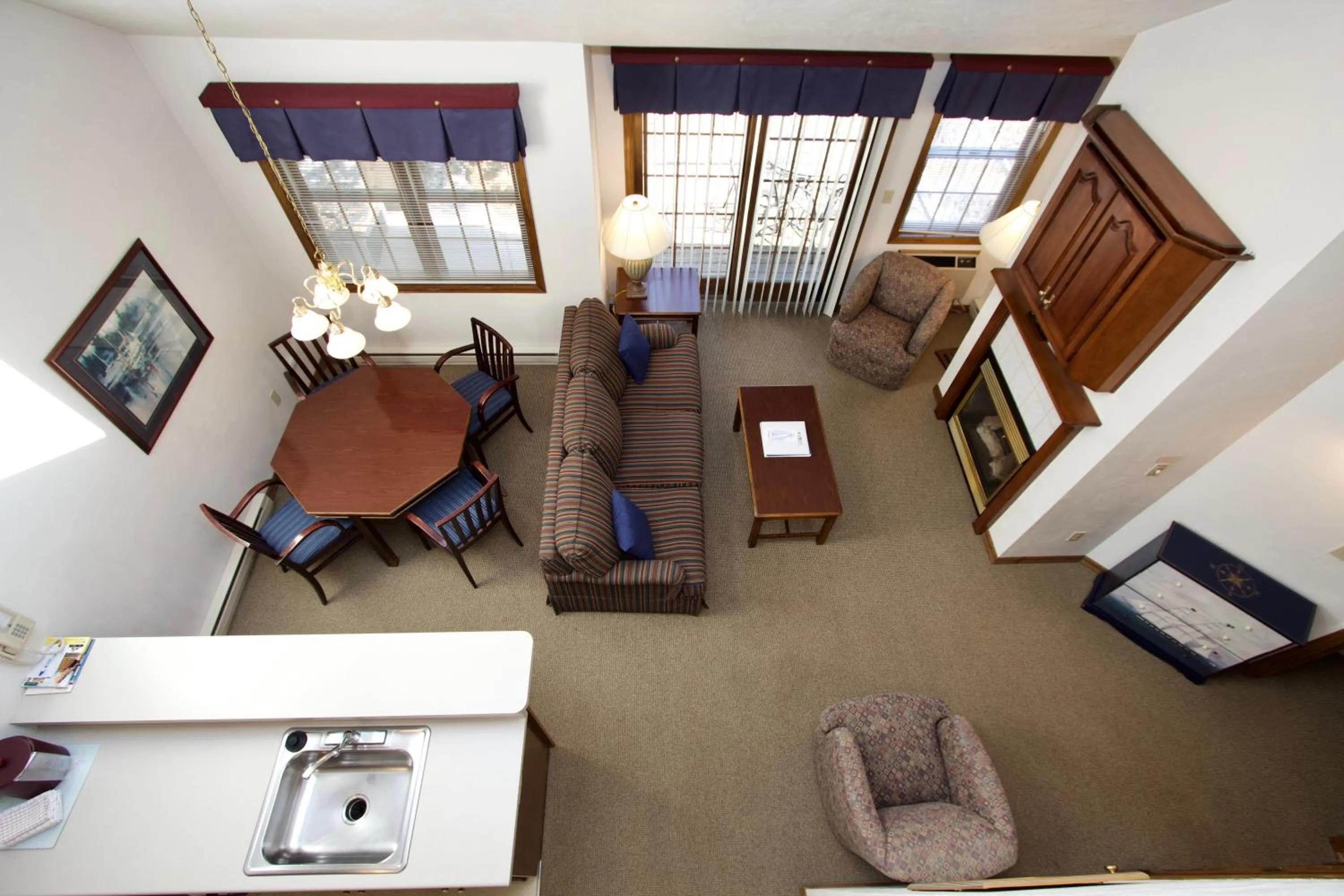 Living room in Baileys Harbor Yacht Club Resort