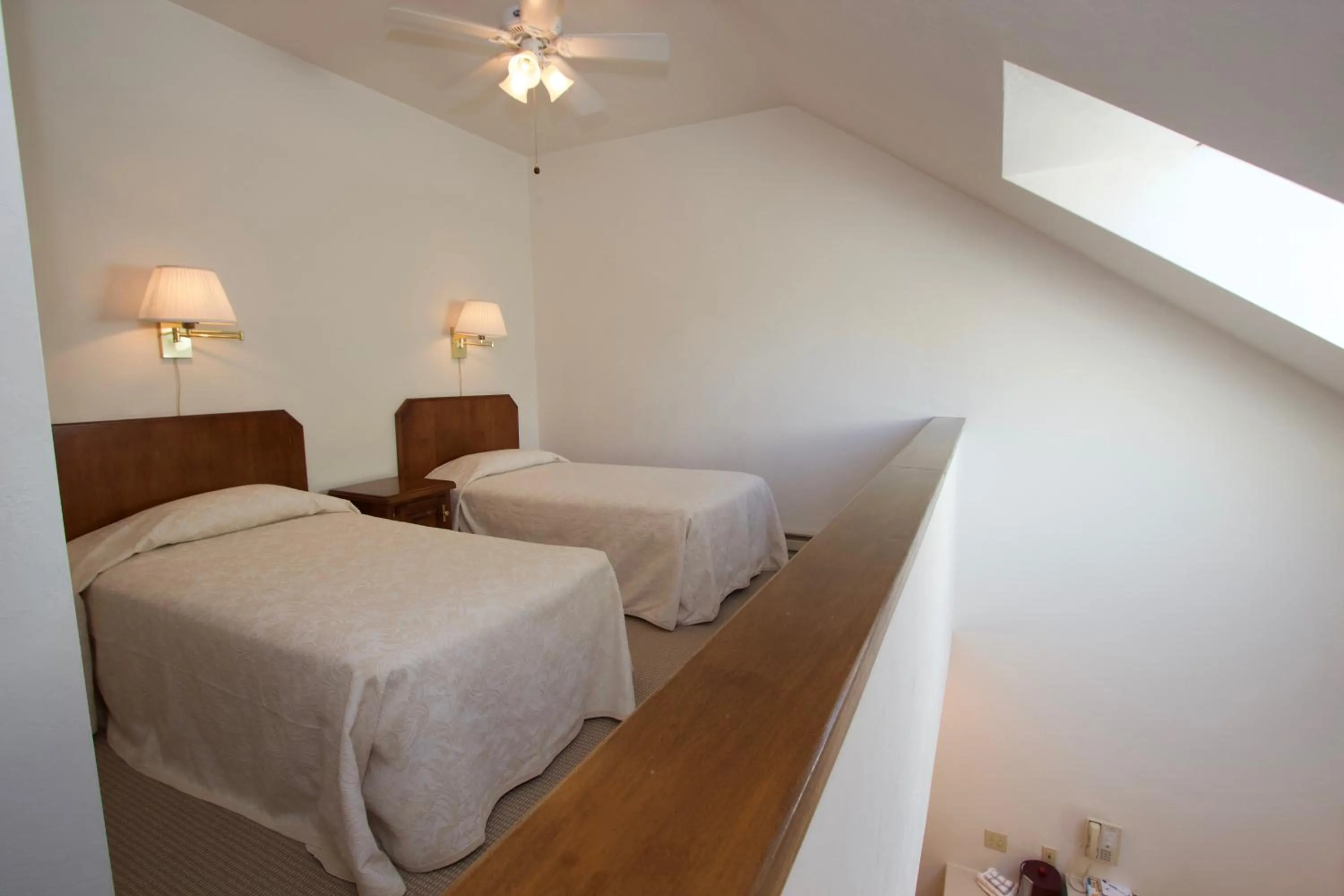 Bedroom, Bed in Baileys Harbor Yacht Club Resort