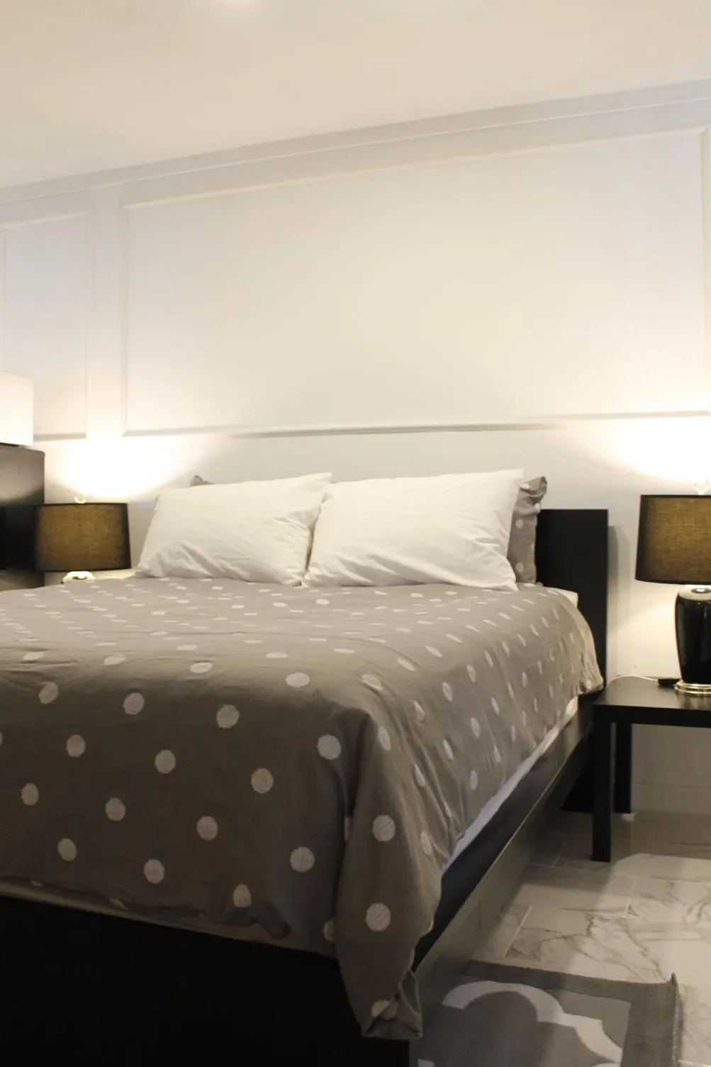 Bed in Sage Hills Motel